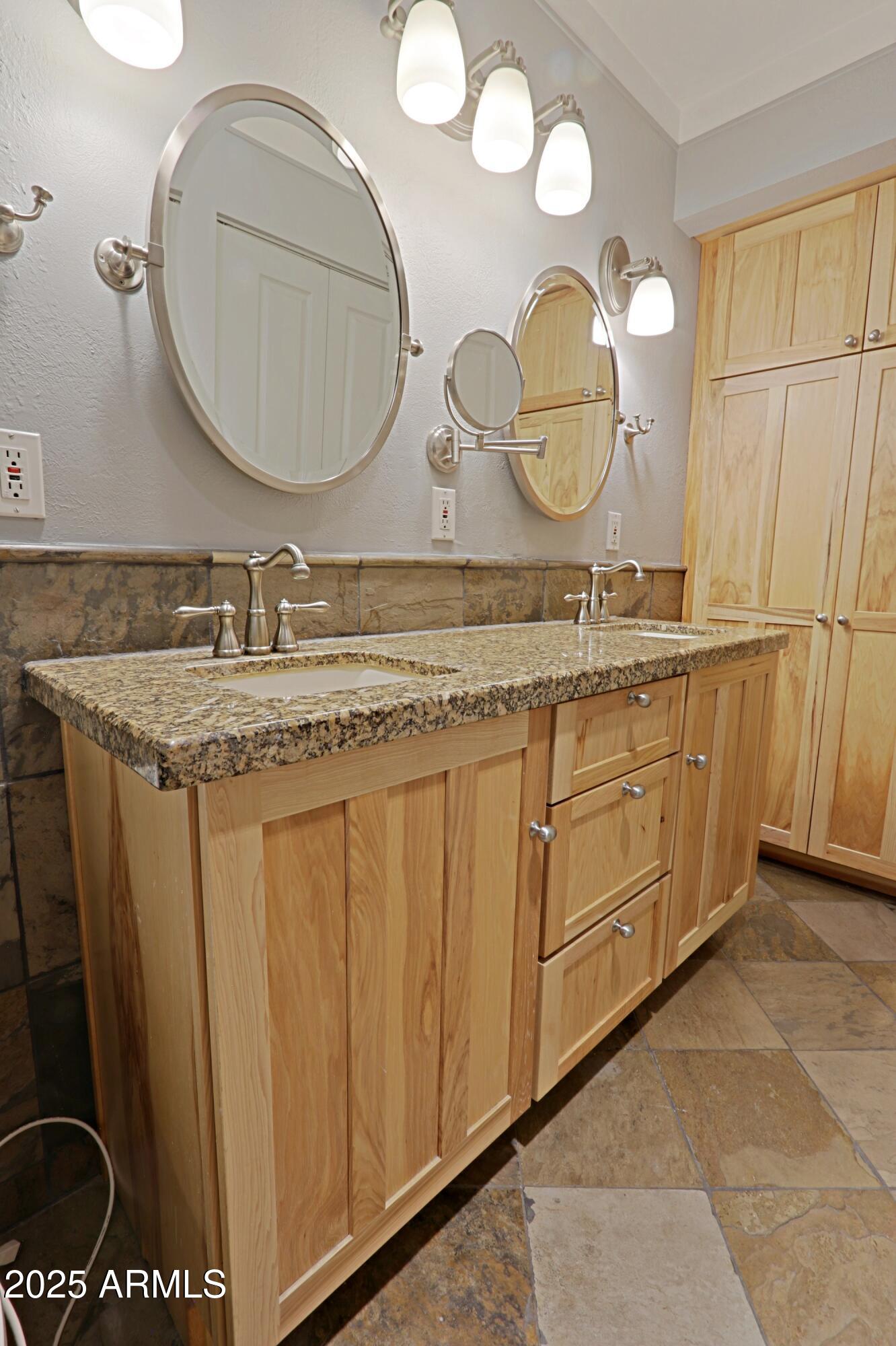 150 E CORONADO Road, 52