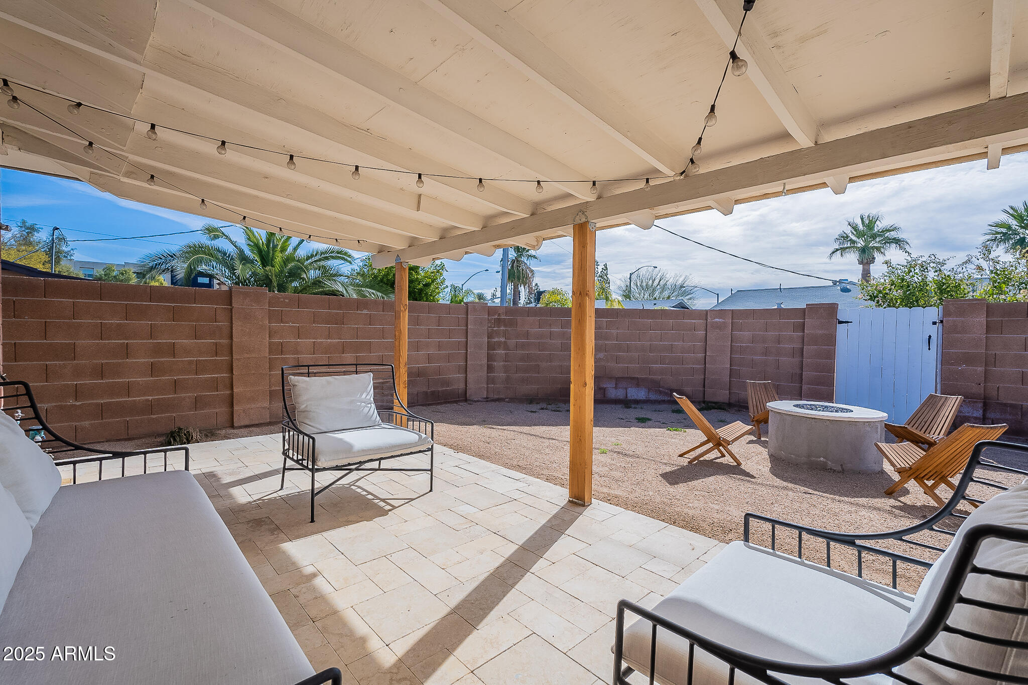 8337 E MONTEROSA Street