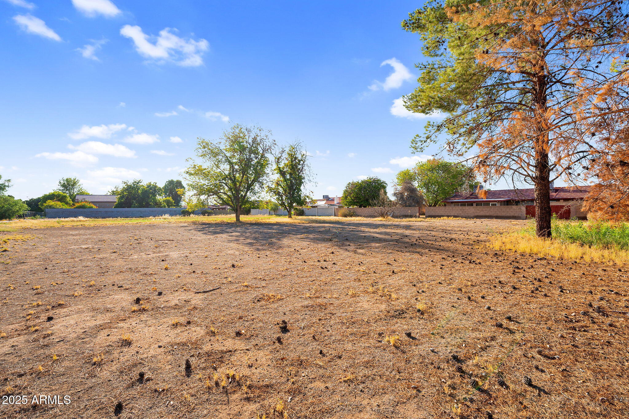 10637 W MISSOURI Avenue