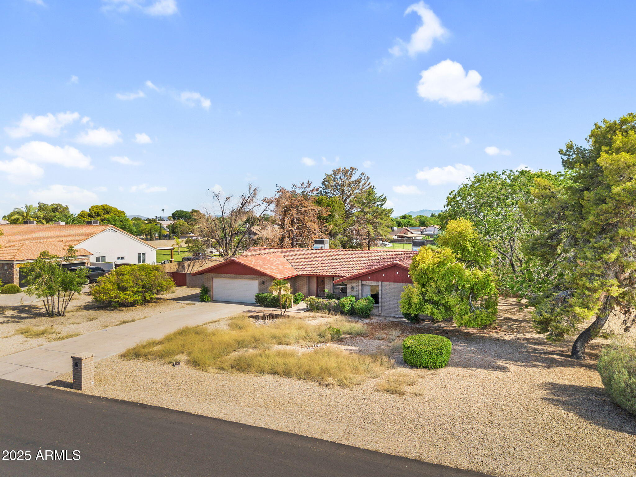 10637 W MISSOURI Avenue