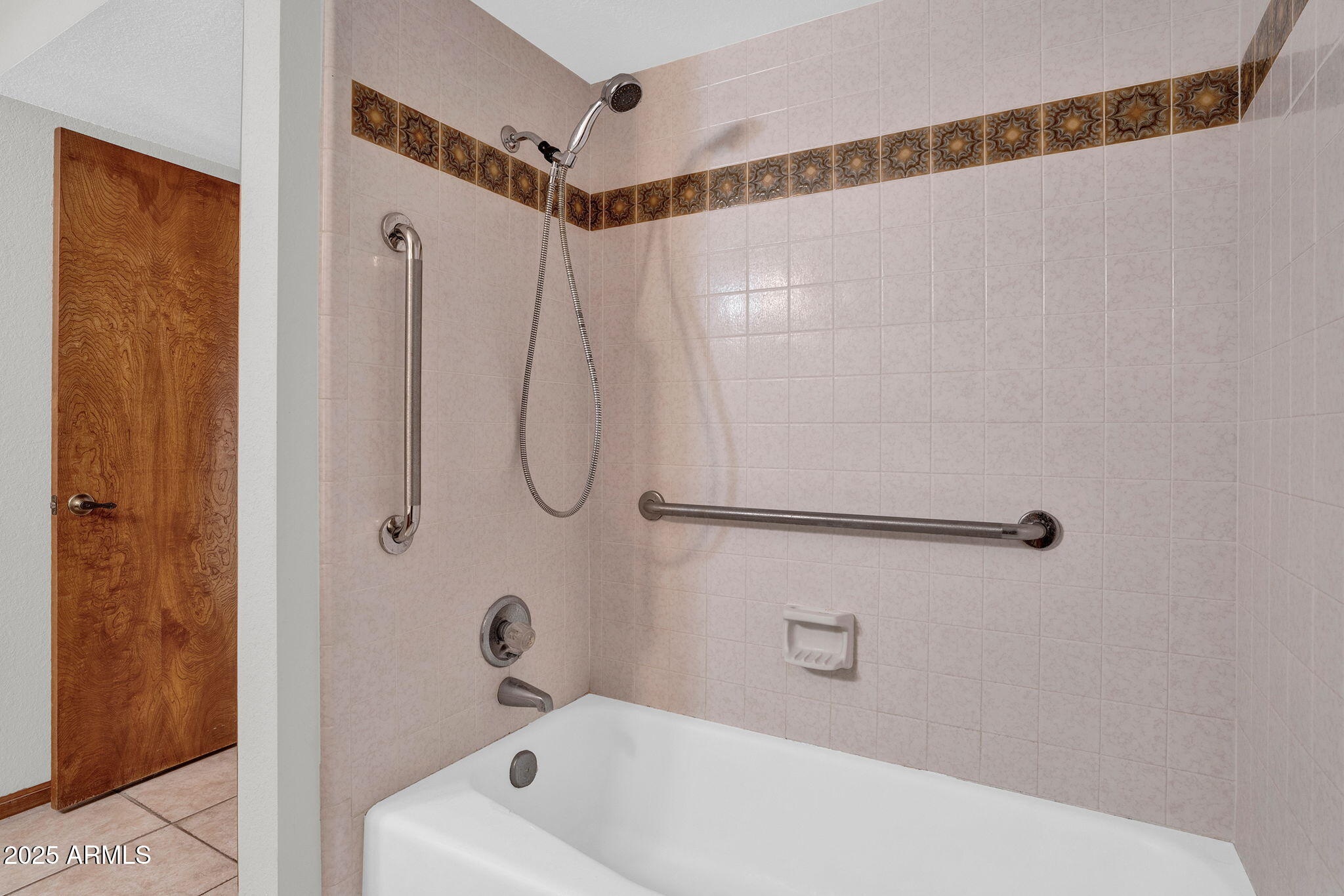 10637 W MISSOURI Avenue