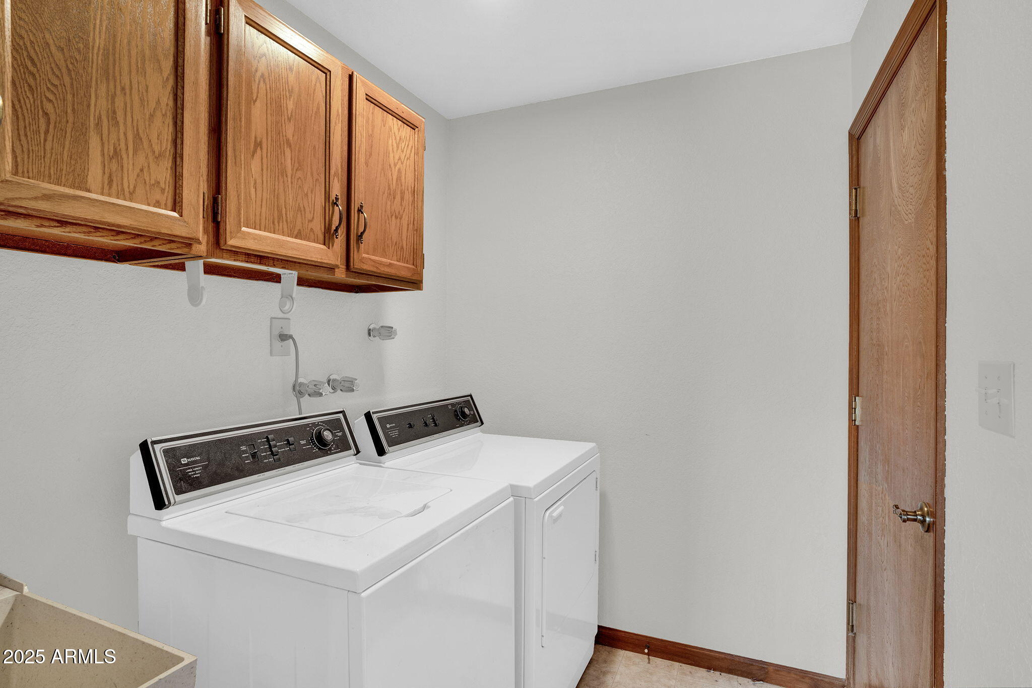 10637 W MISSOURI Avenue