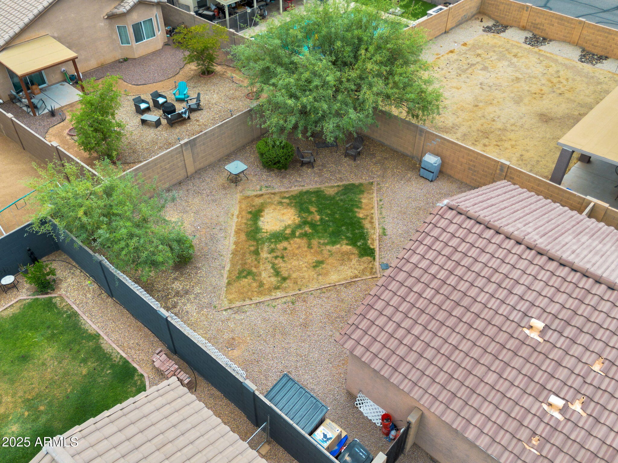 4013 E SUPERIOR Road