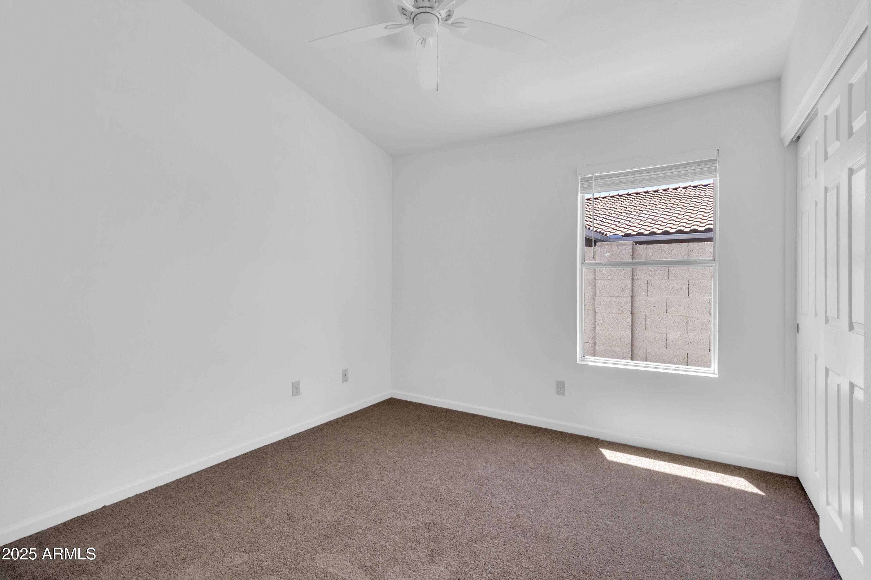 1511 W WILDHORSE Court