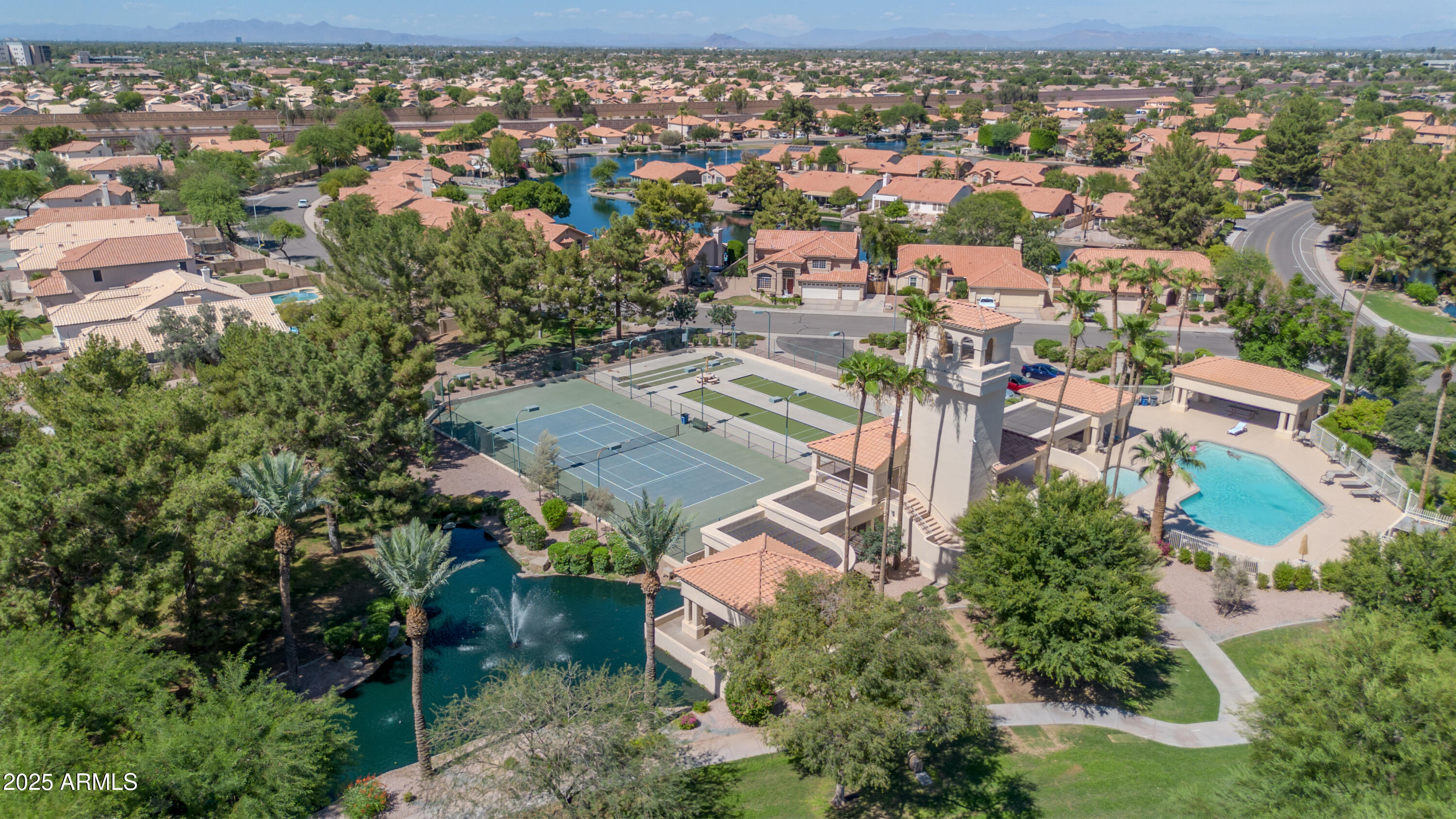 1511 W WILDHORSE Court