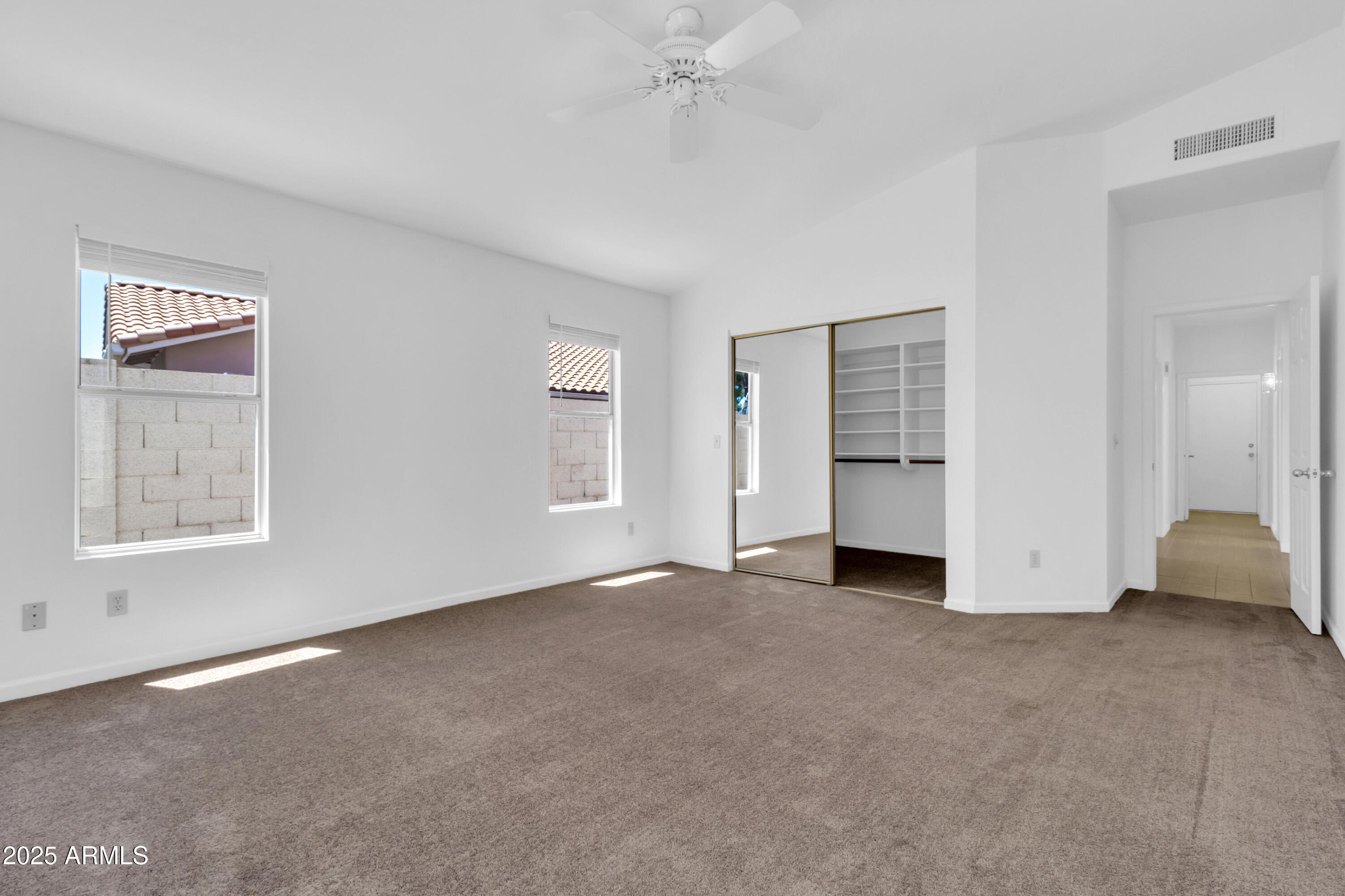 1511 W WILDHORSE Court