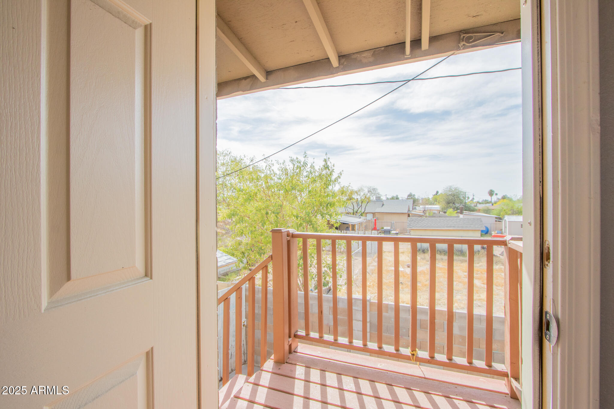 2646 E WILLETTA Street