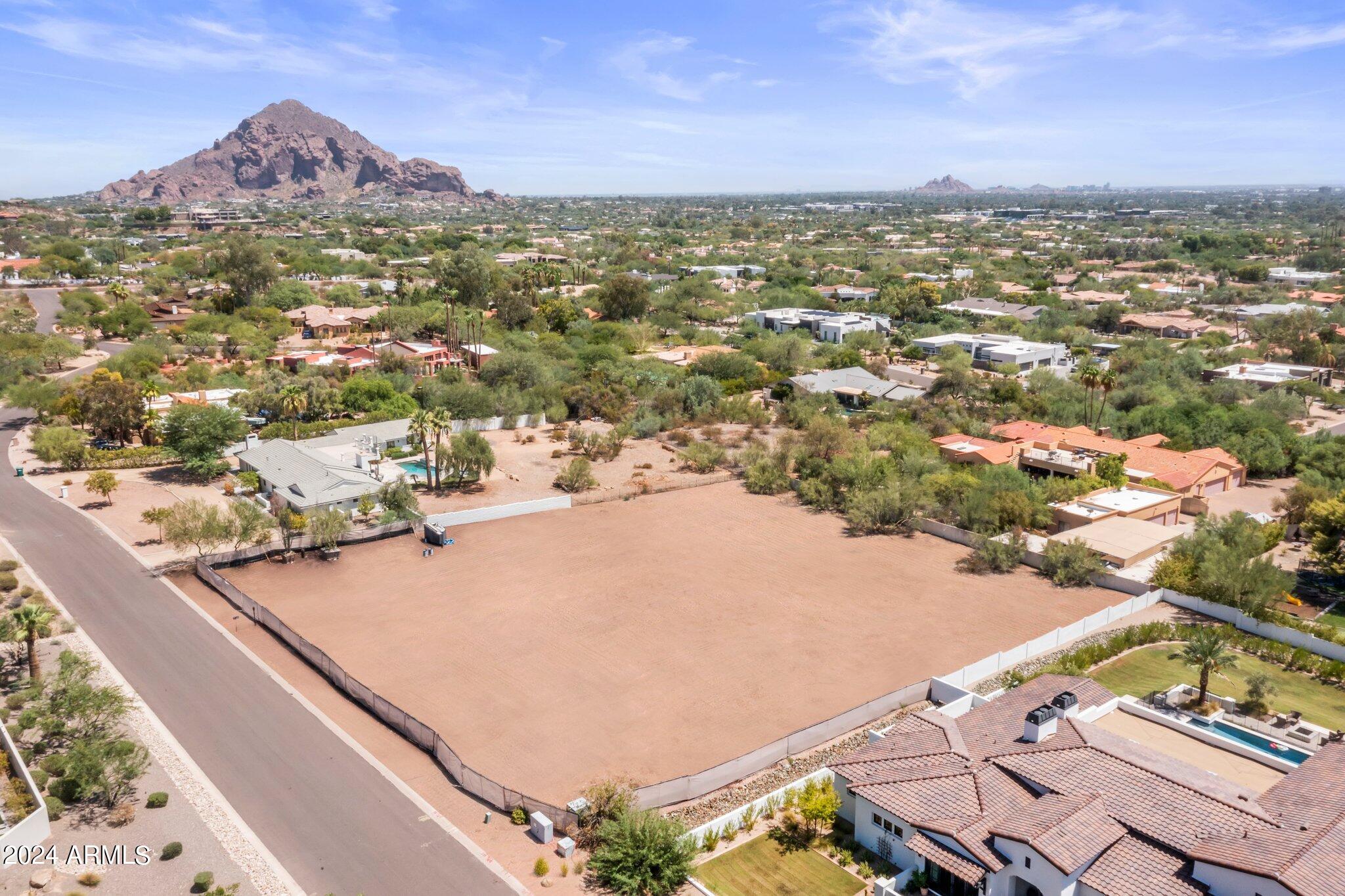 3423 E MARLETTE Avenue, 23