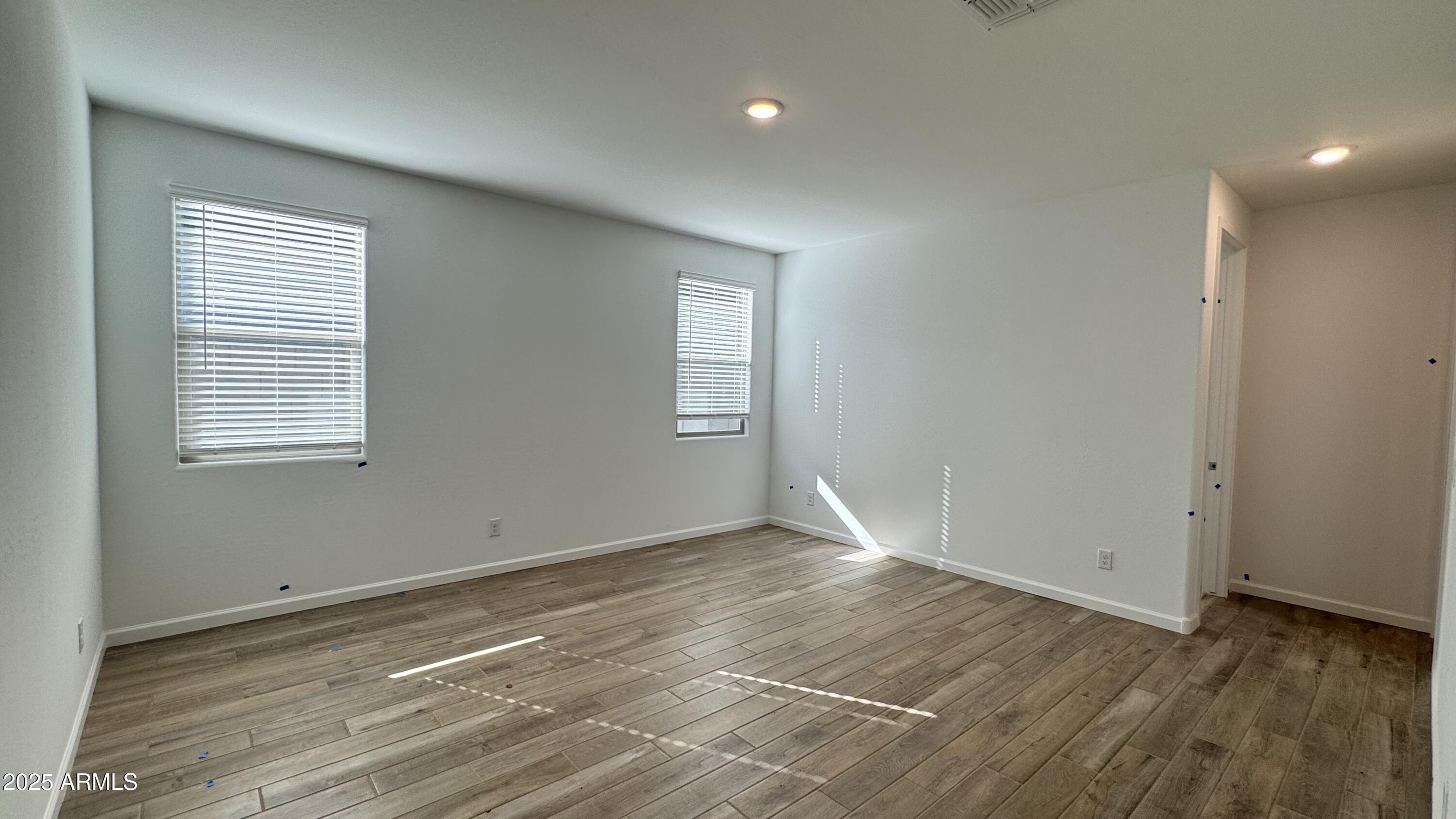 15748 W CAMDEN Avenue