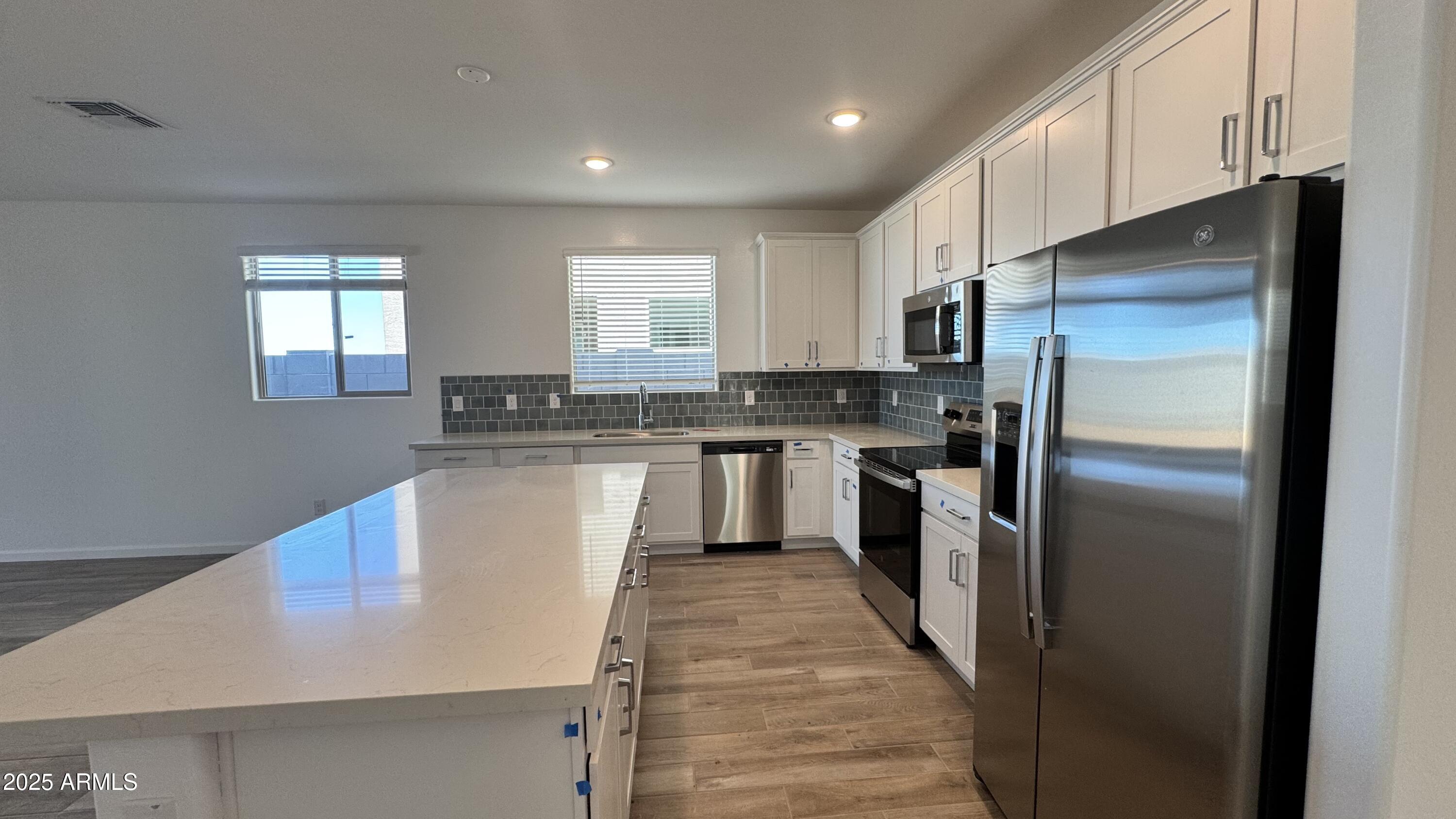 15748 W CAMDEN Avenue