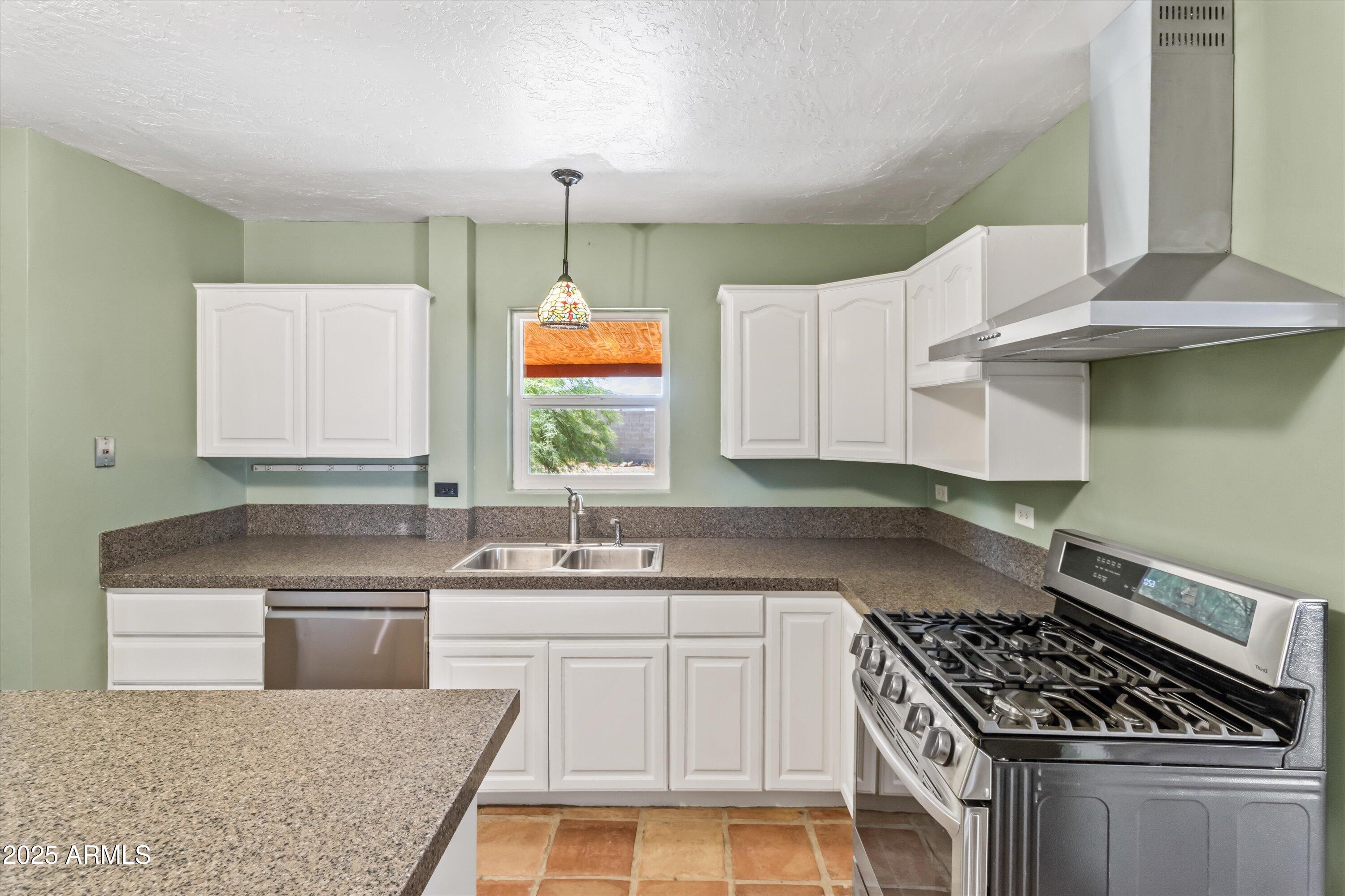 1741 W Wickieup Lane