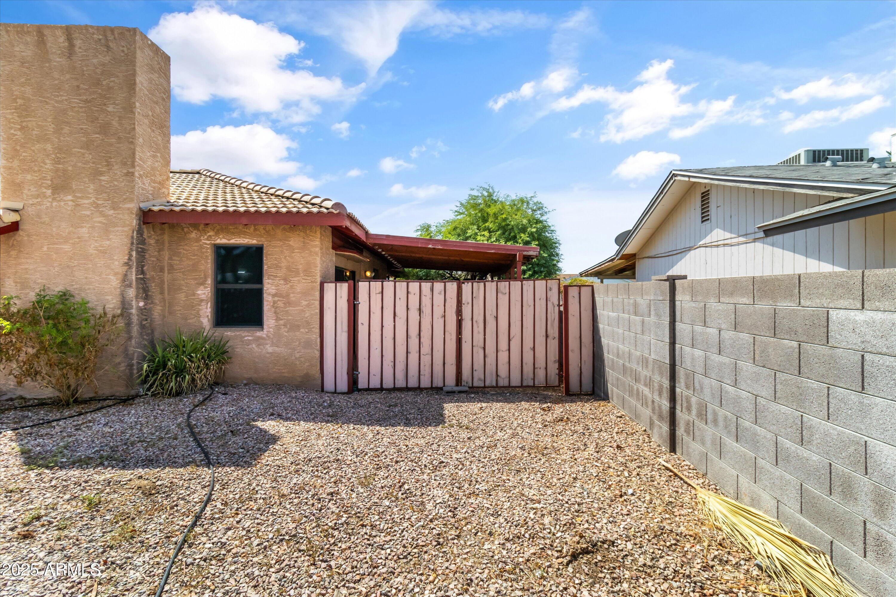 1741 W Wickieup Lane