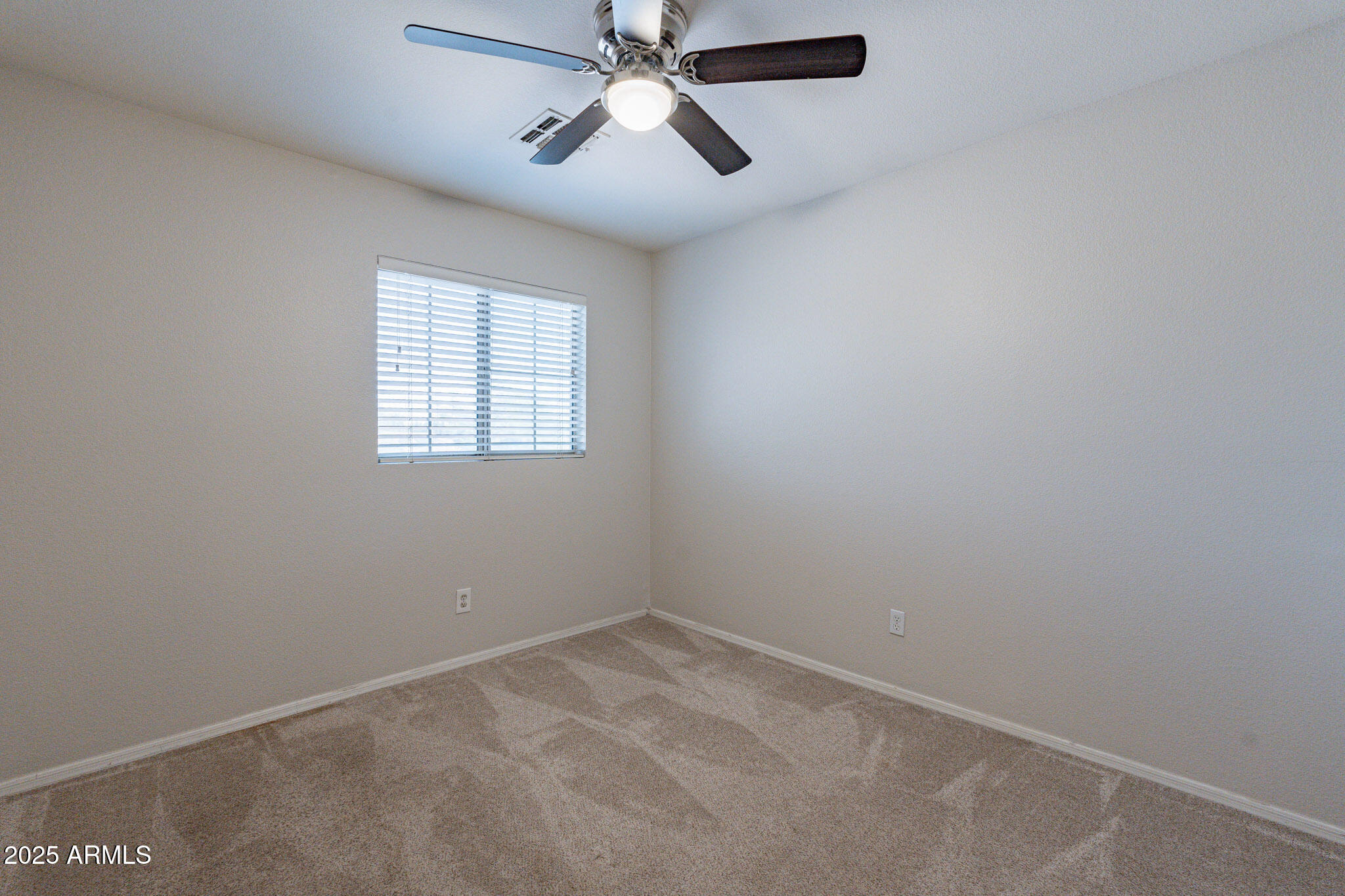 2190 S Navajo Way