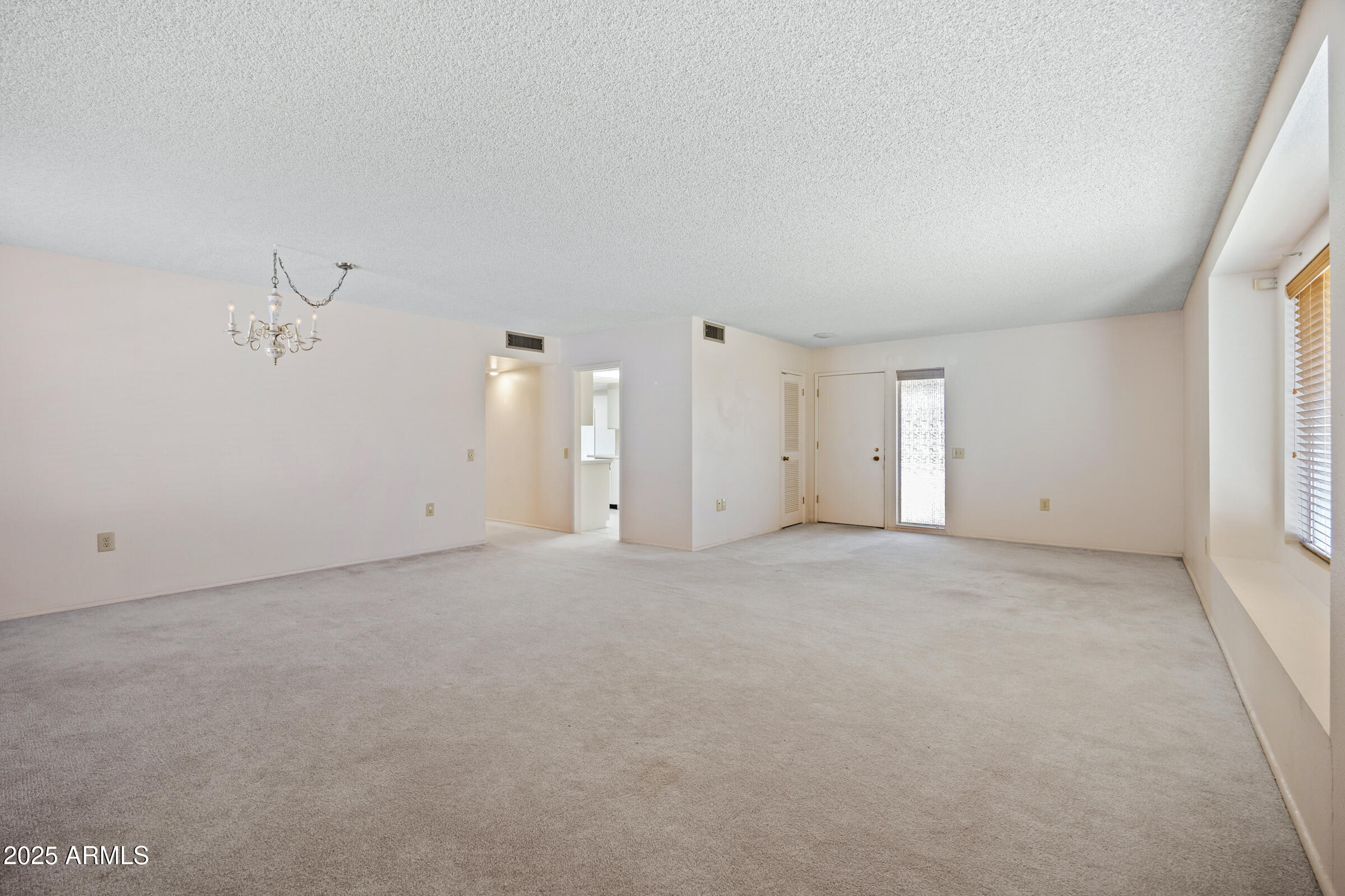 11041 W PLEASANT VALLEY Road