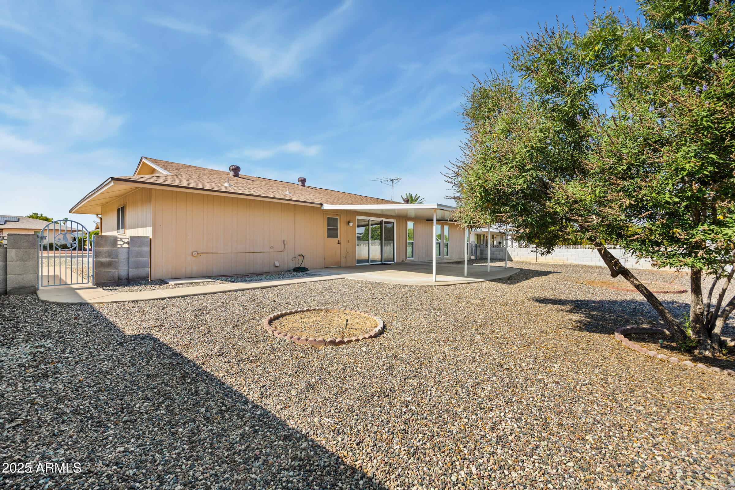 11041 W PLEASANT VALLEY Road