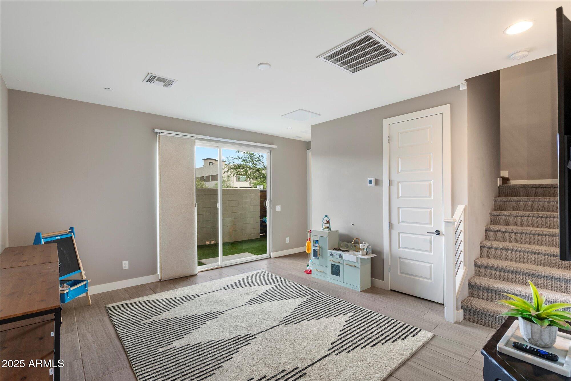6850 E MCDOWELL Road, 29