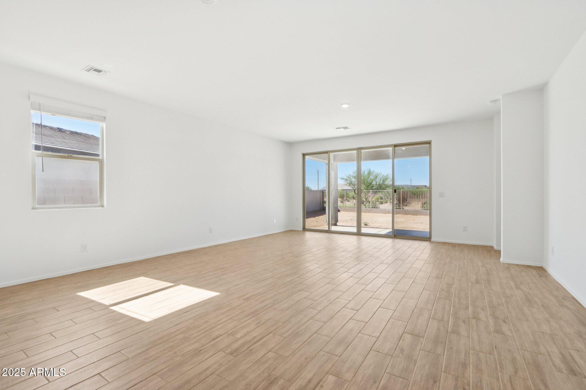 11652 N EVA Lane