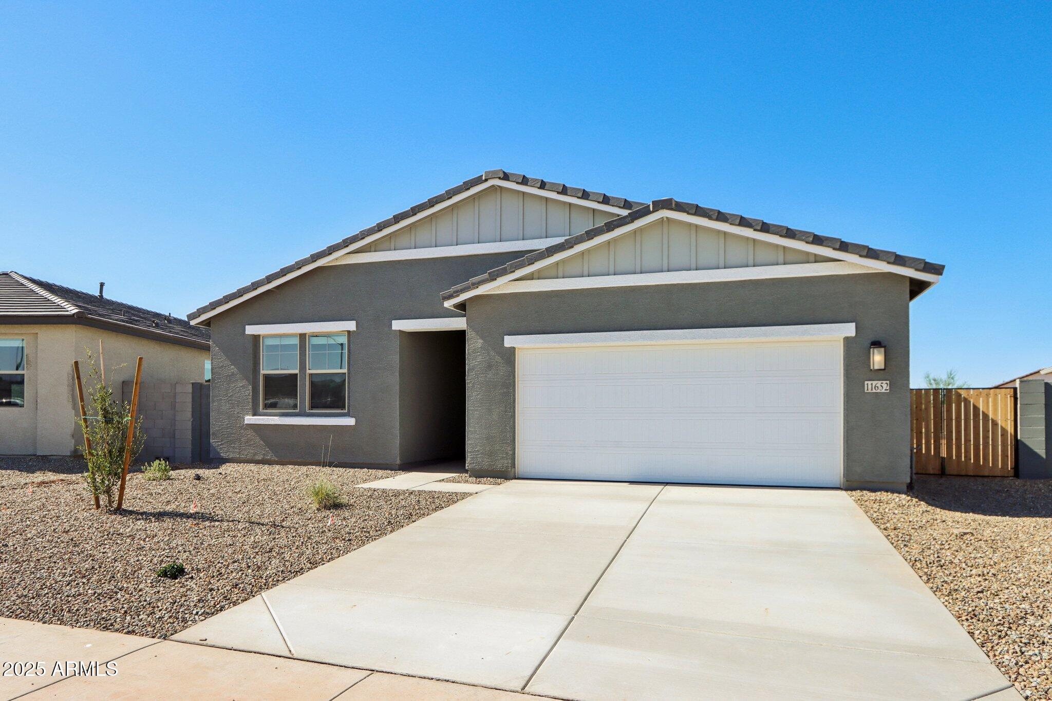 11652 N EVA Lane