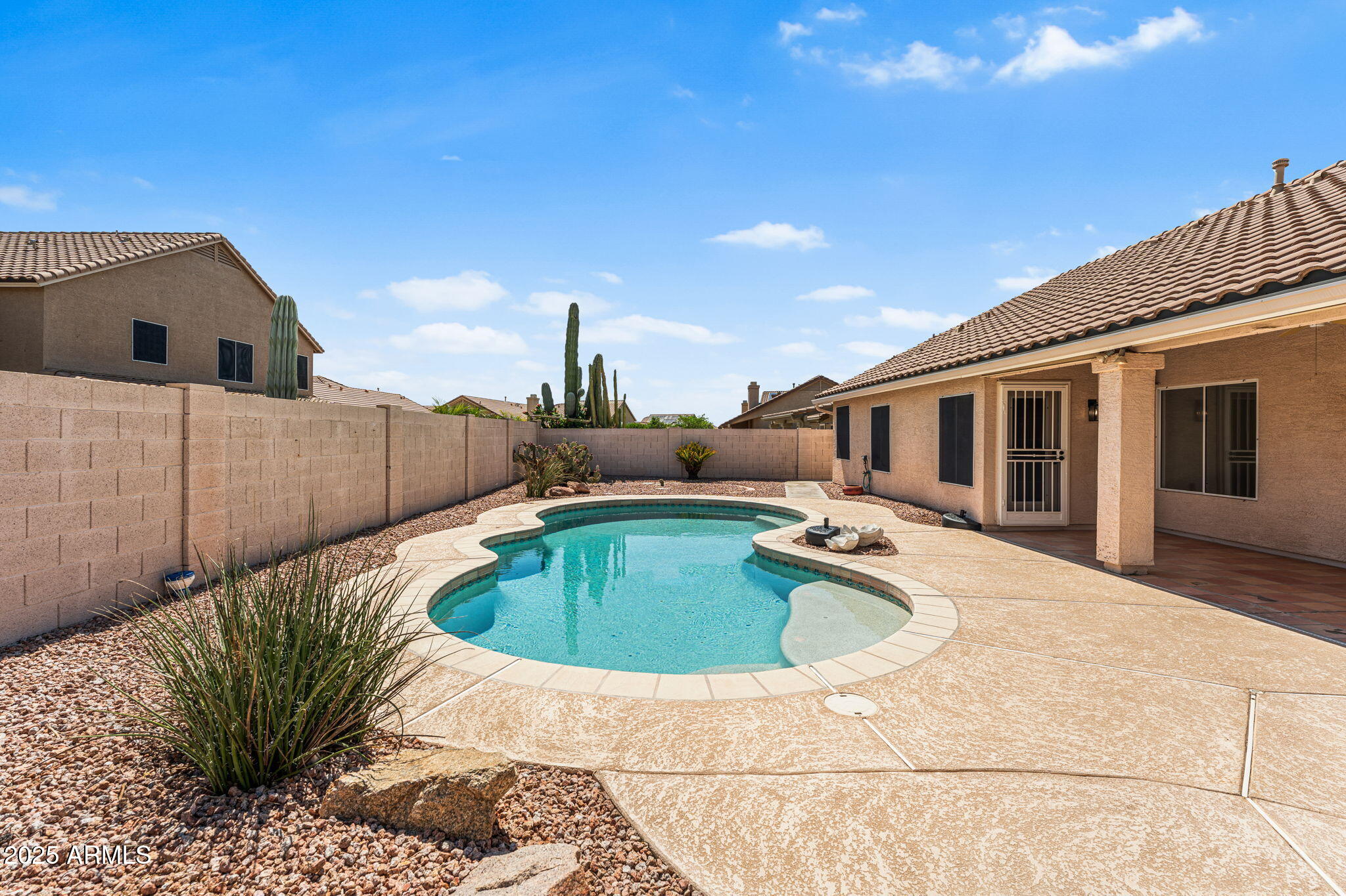 4619 E HUNTER Court