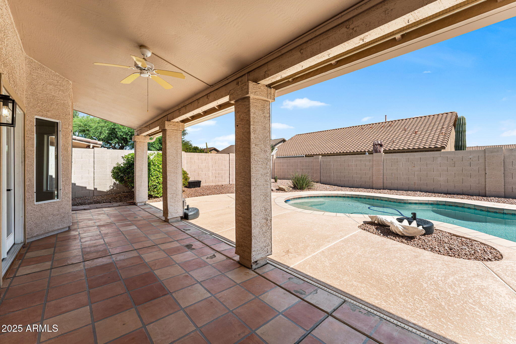 4619 E HUNTER Court