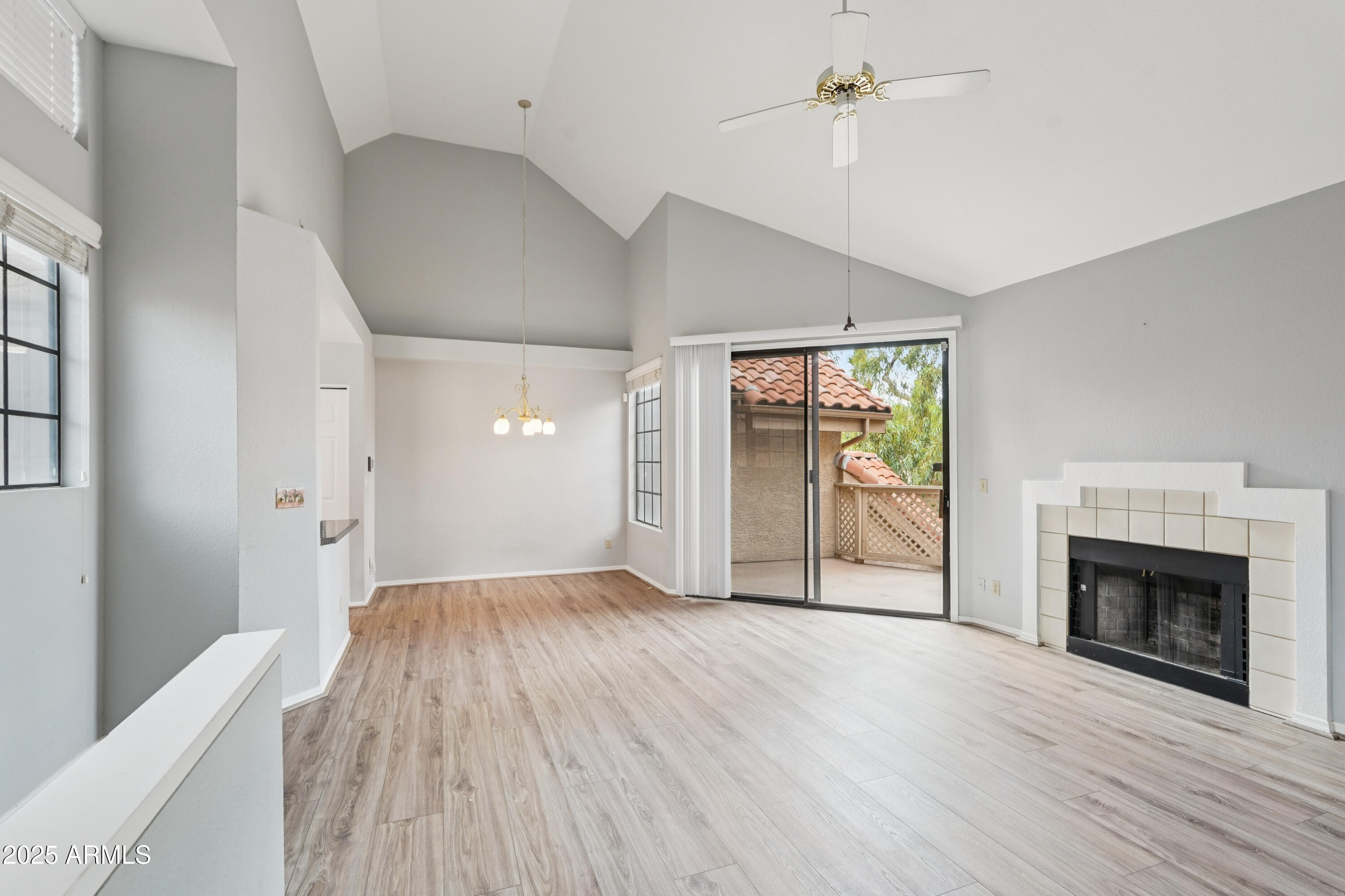 1001 N PASADENA Street, 160