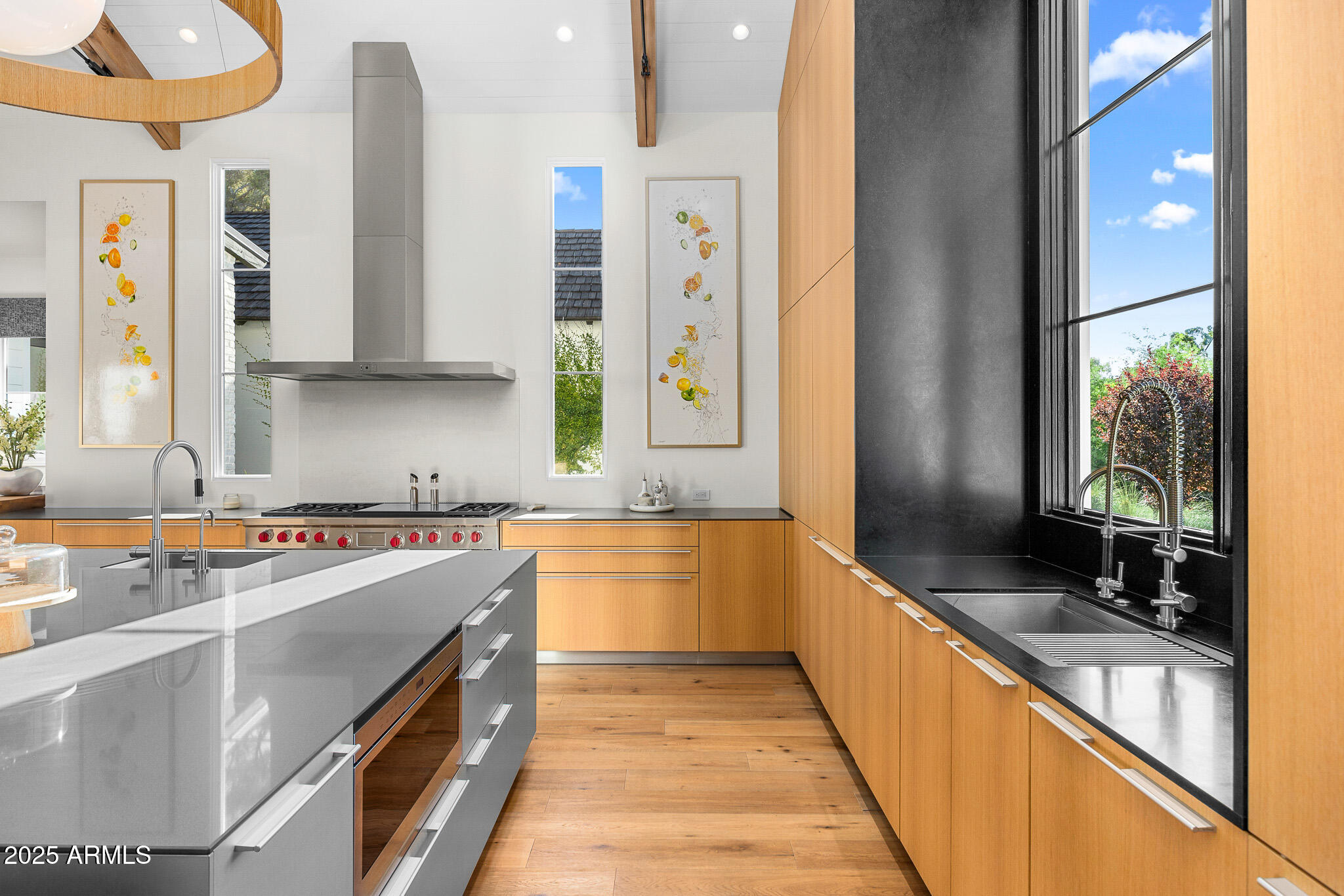 6235 E MONTECITO Avenue