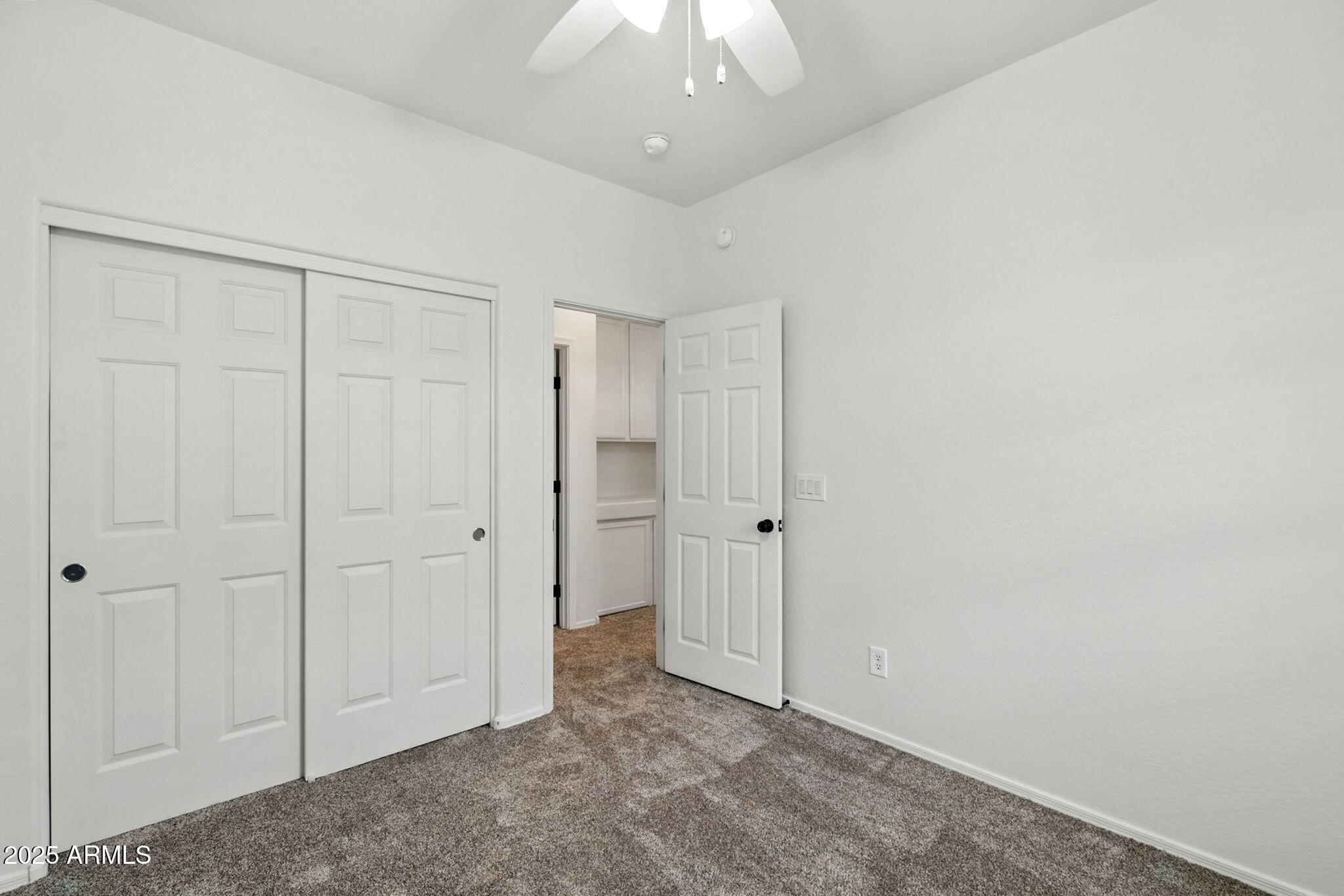 3065 E TAMARISK Street