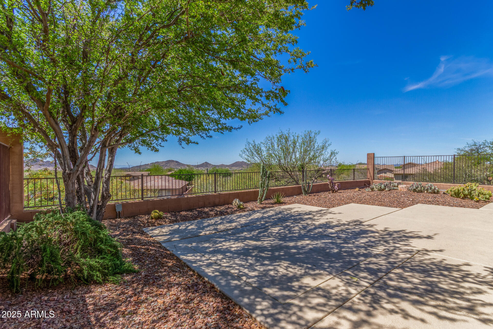 41401 N MAIDSTONE Court
