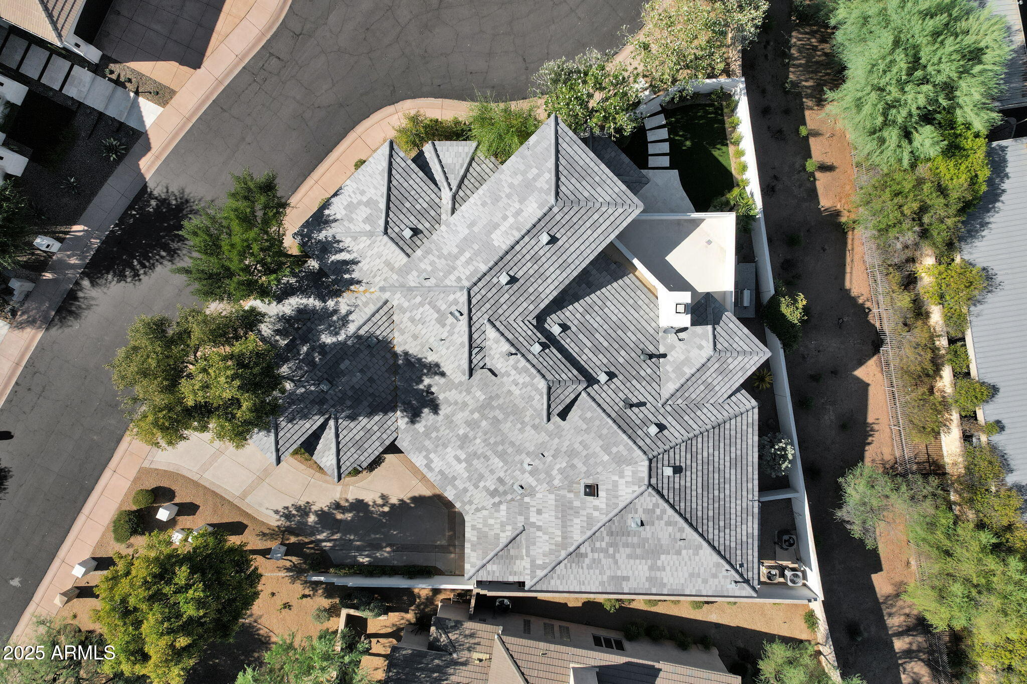 9985 N 79TH Place