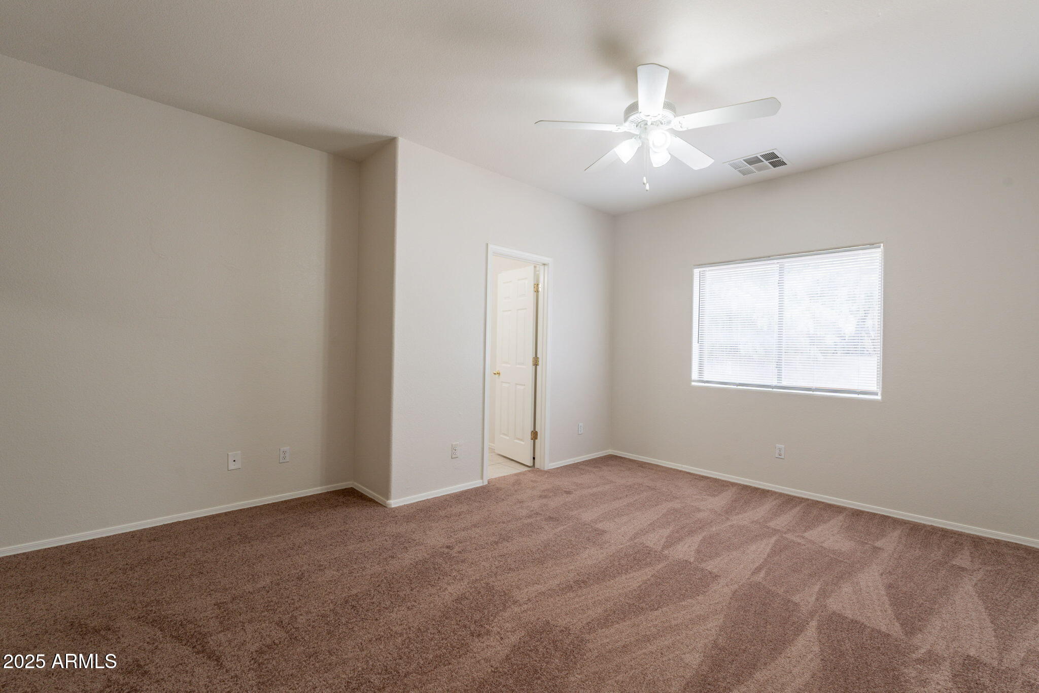 2210 N 27TH Place