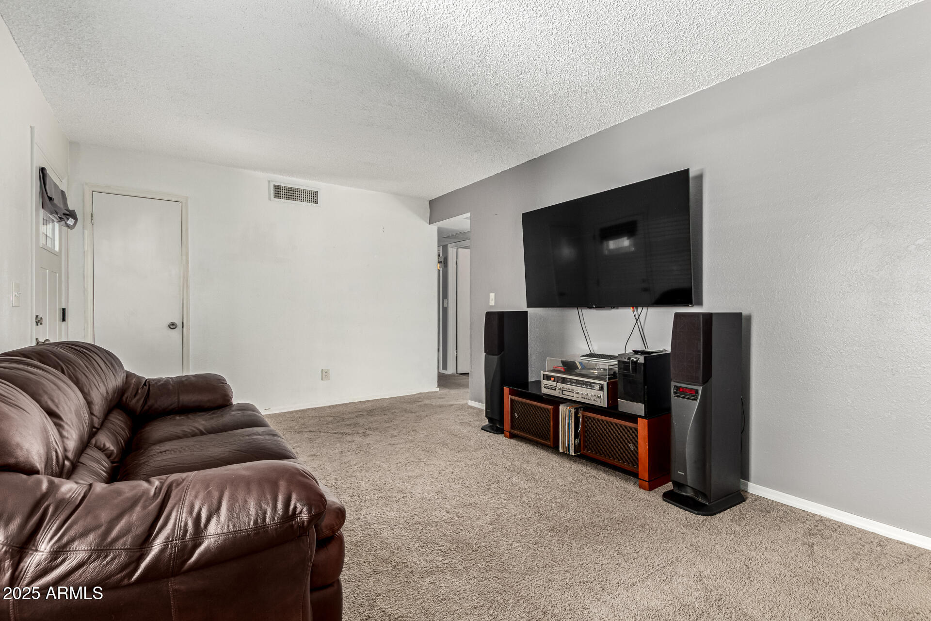 753 N 96TH Street