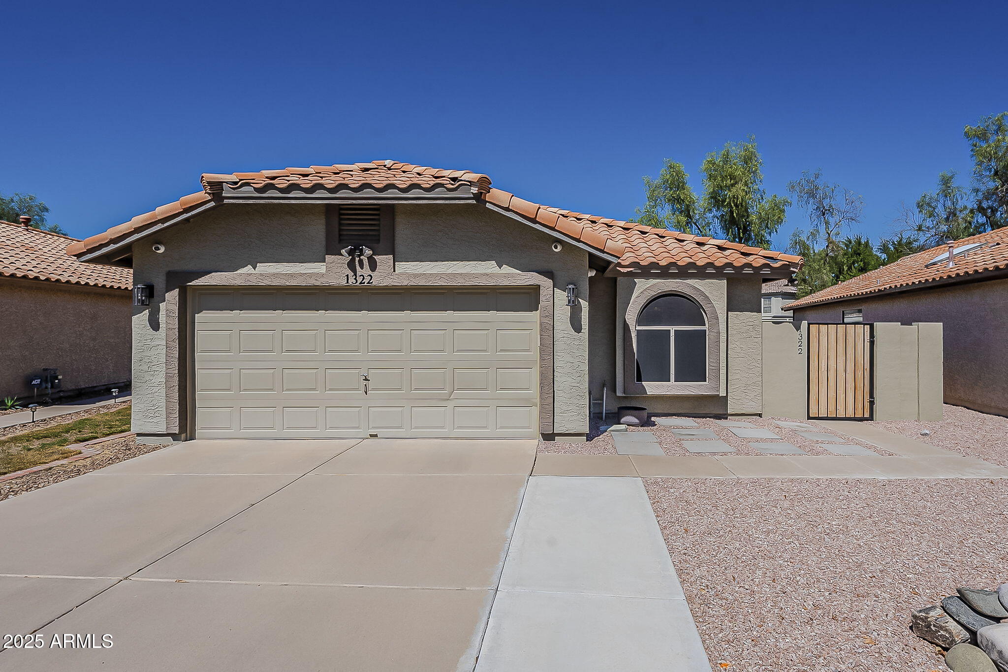 1322 S PARKCREST Street