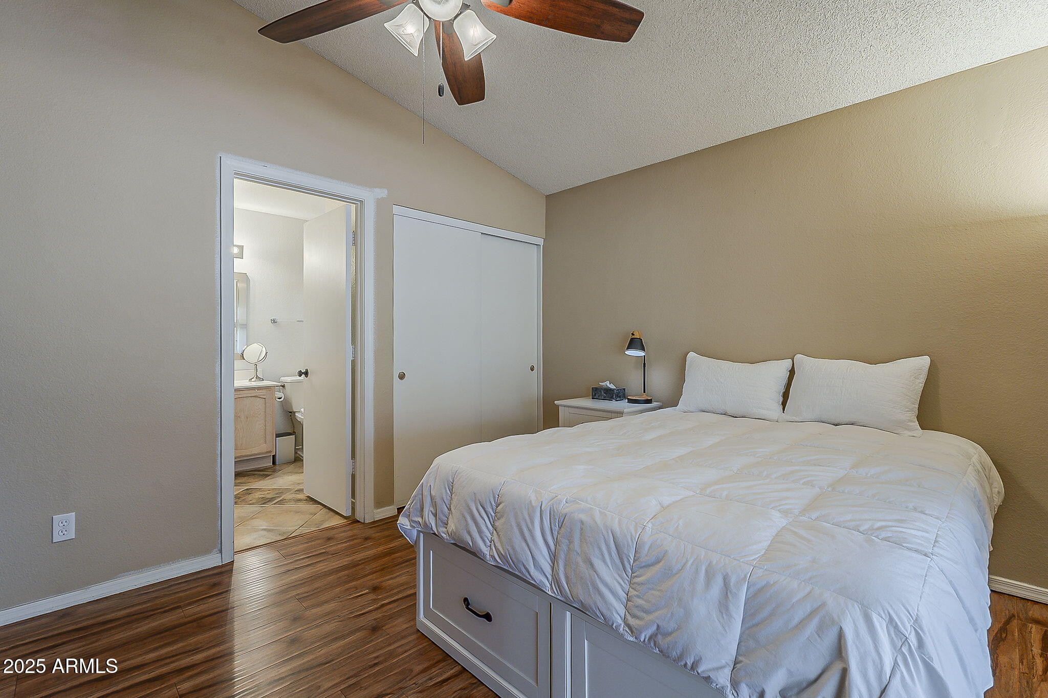 1322 S PARKCREST Street