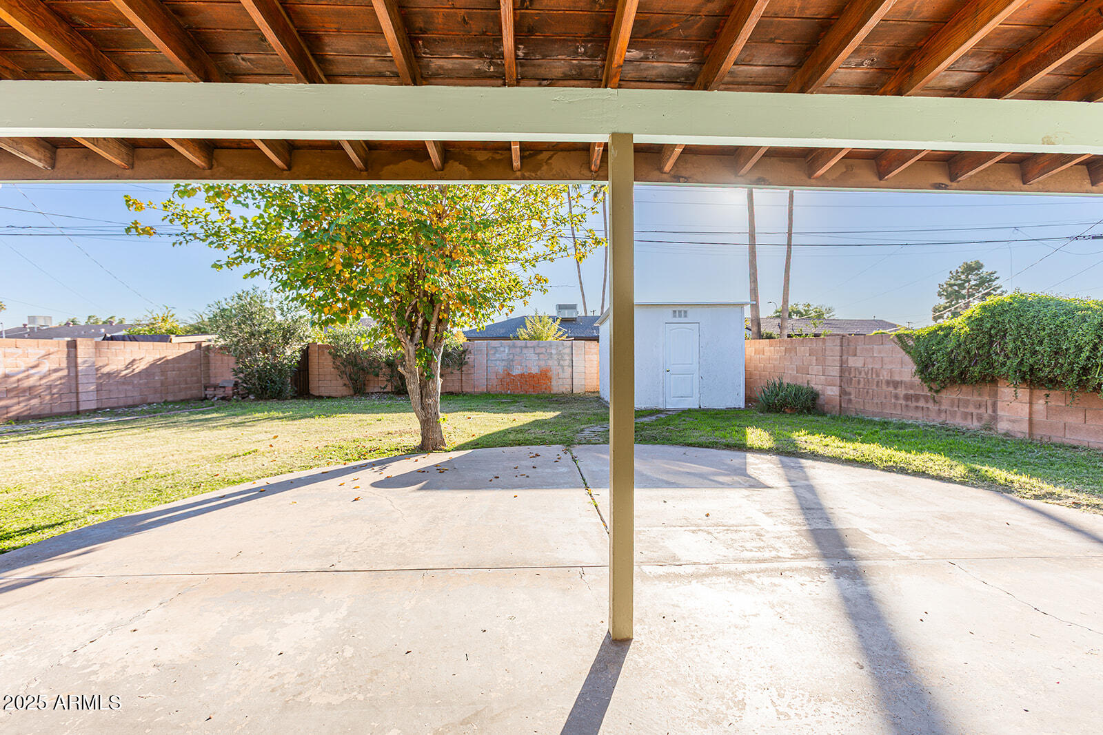 2033 W PALO VERDE Drive