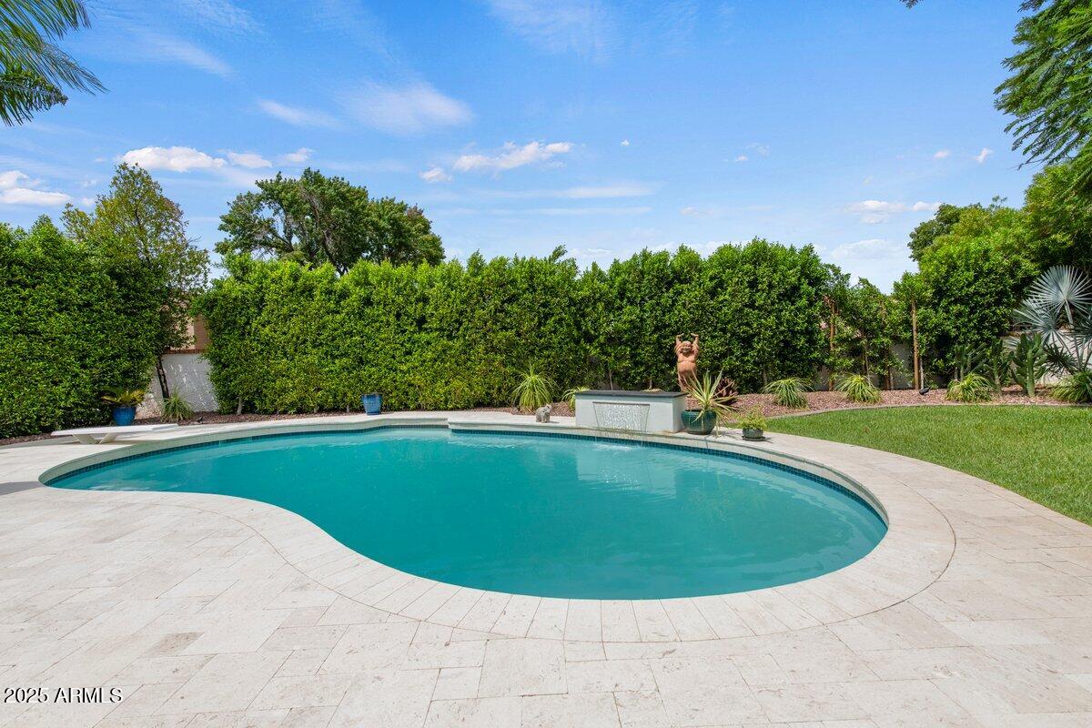 8332 E SAN SIMON Drive
