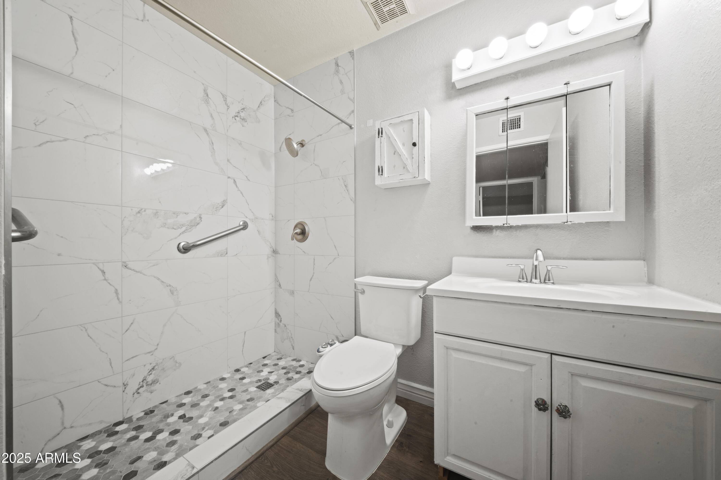 13226 N 3rd Place