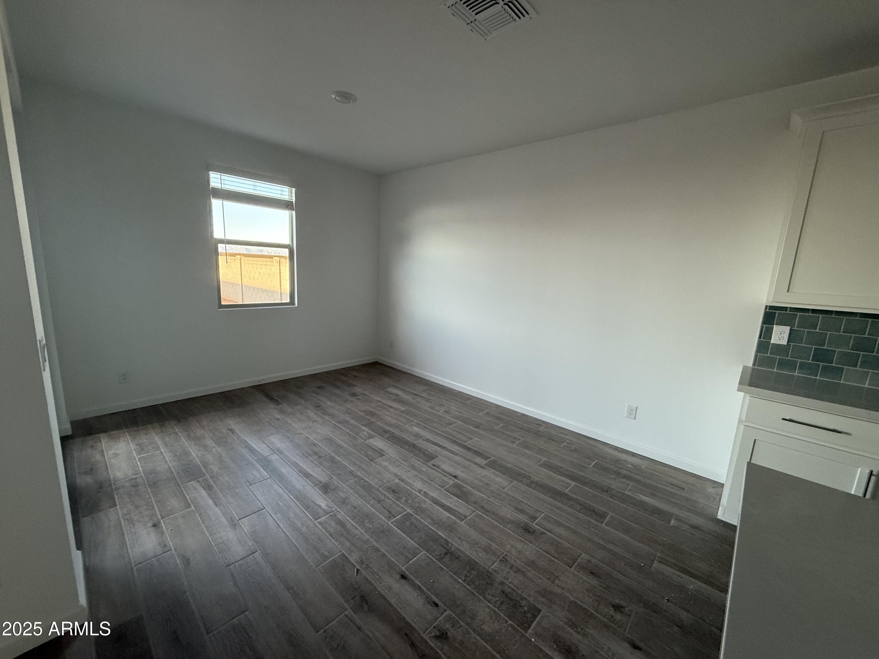 6498 E FIDDLENECK Way