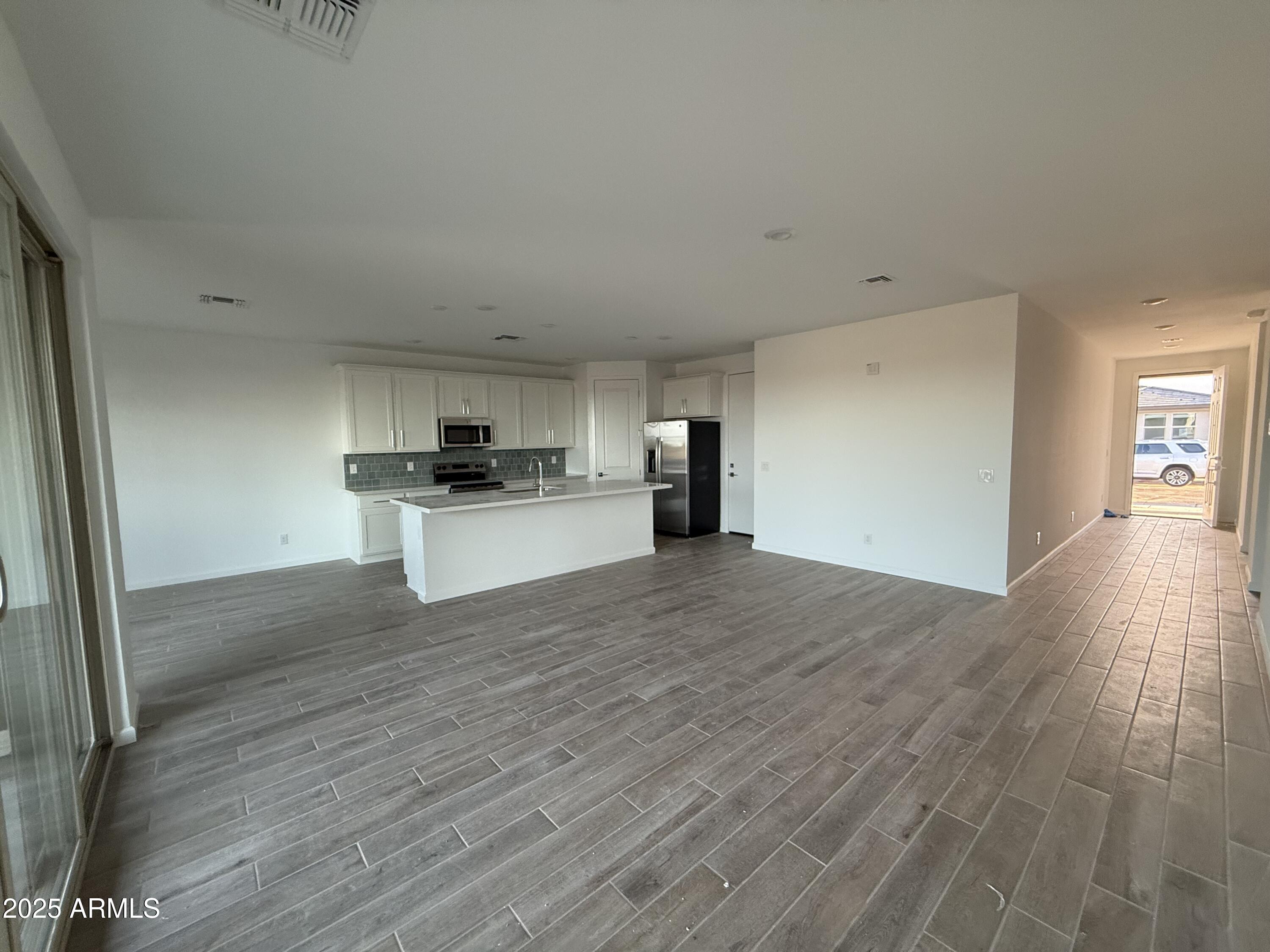 6498 E FIDDLENECK Way