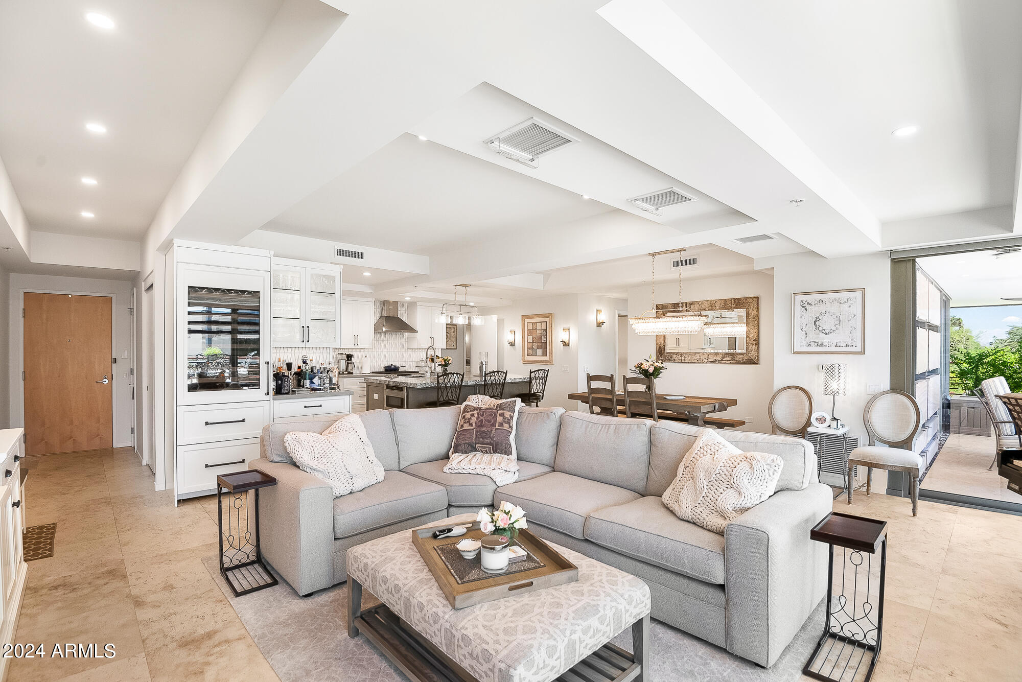 7117 E RANCHO VISTA Drive, 4011