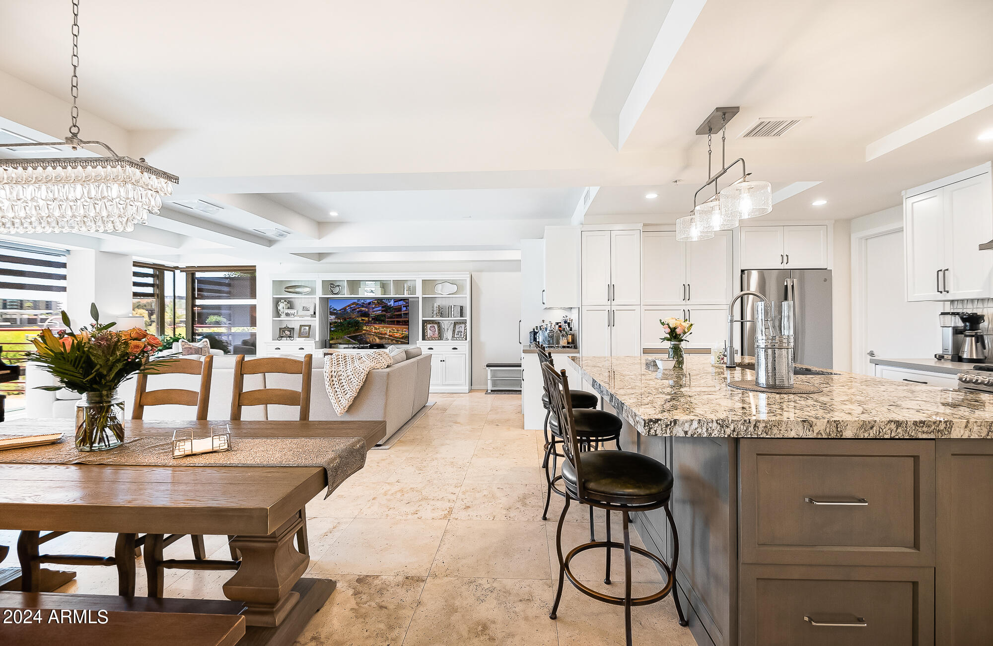 7117 E RANCHO VISTA Drive, 4011