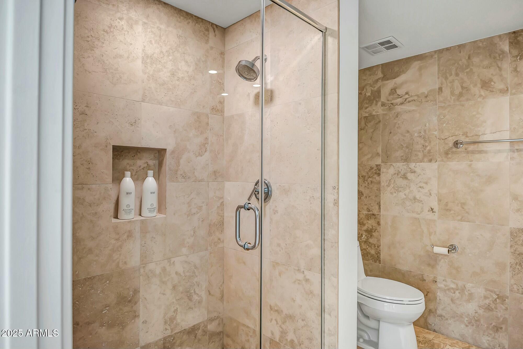 7121 E RANCHO VISTA Drive, 5011