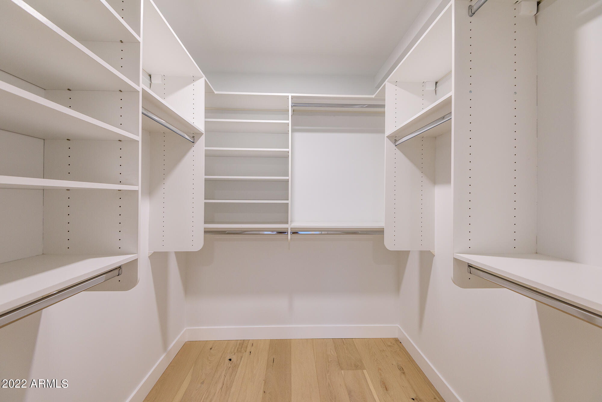 7121 E RANCHO VISTA Drive, 5011