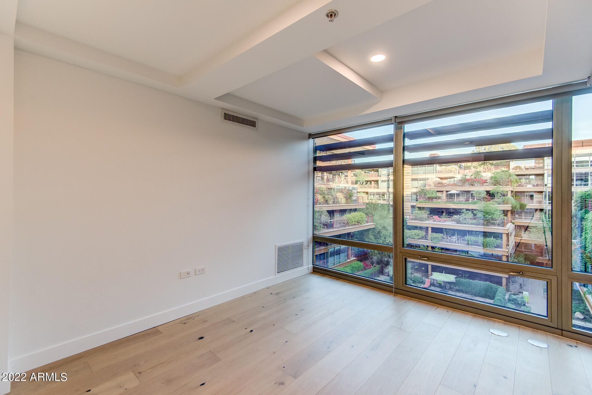 7121 E RANCHO VISTA Drive, 5011