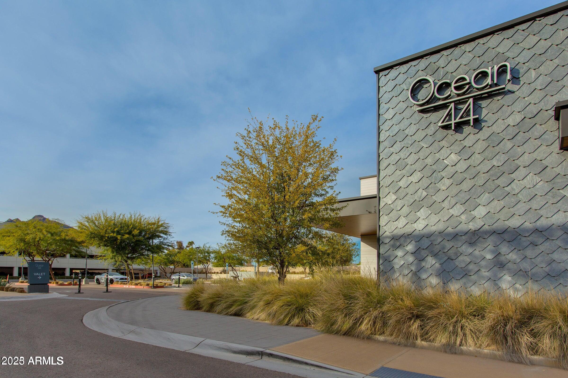 7121 E RANCHO VISTA Drive, 5011