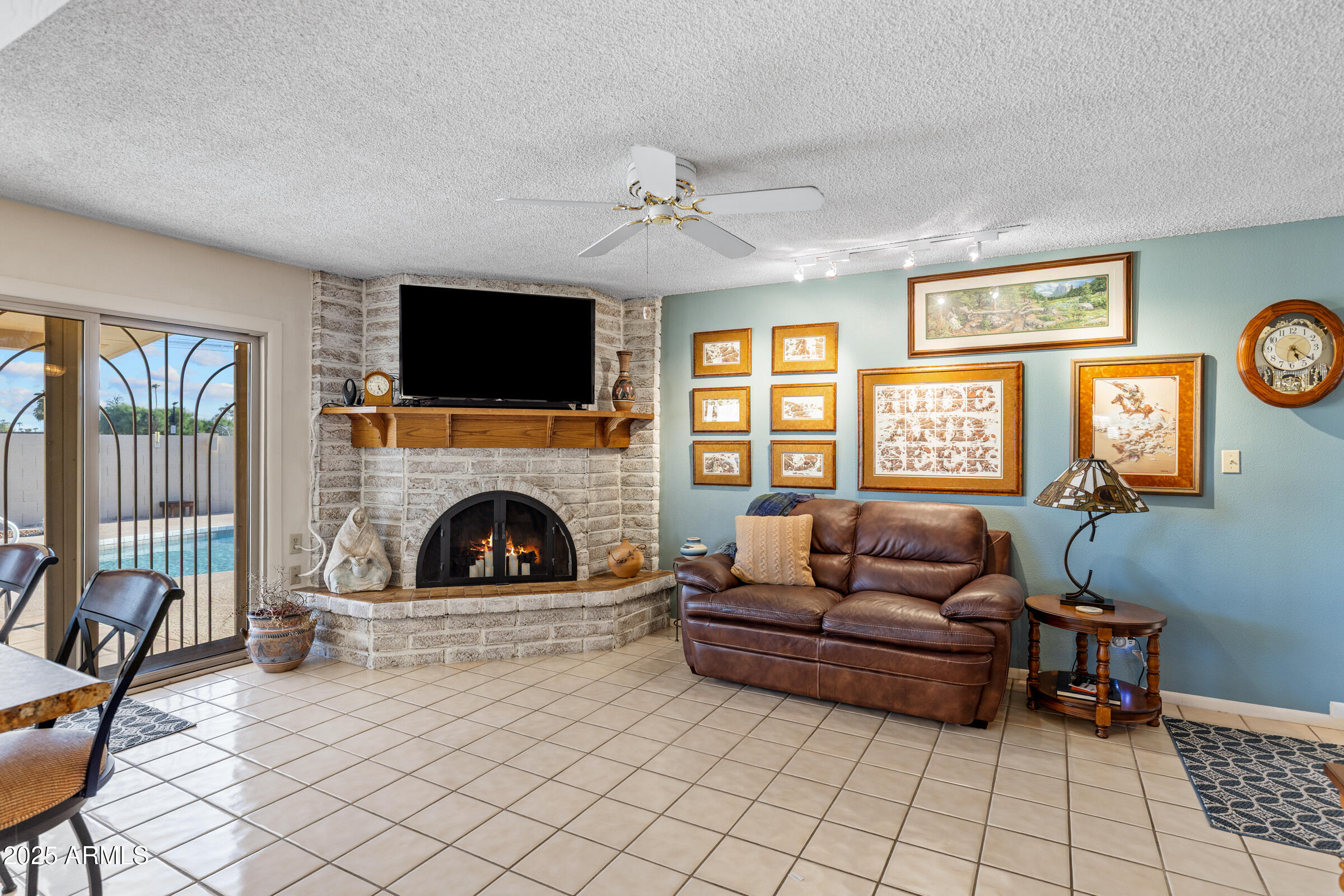 2439 W PERALTA Circle