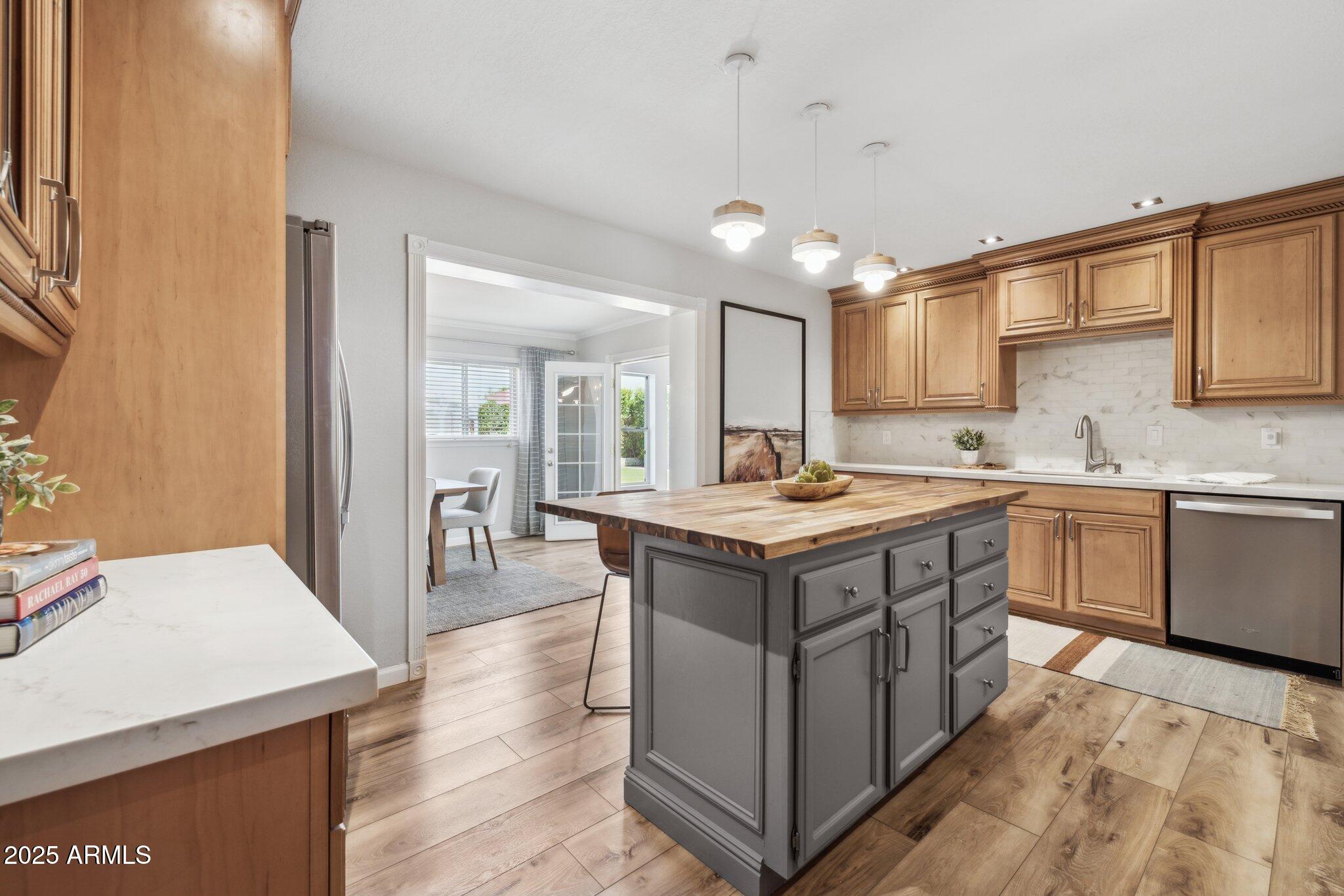 6926 E CULVER Street