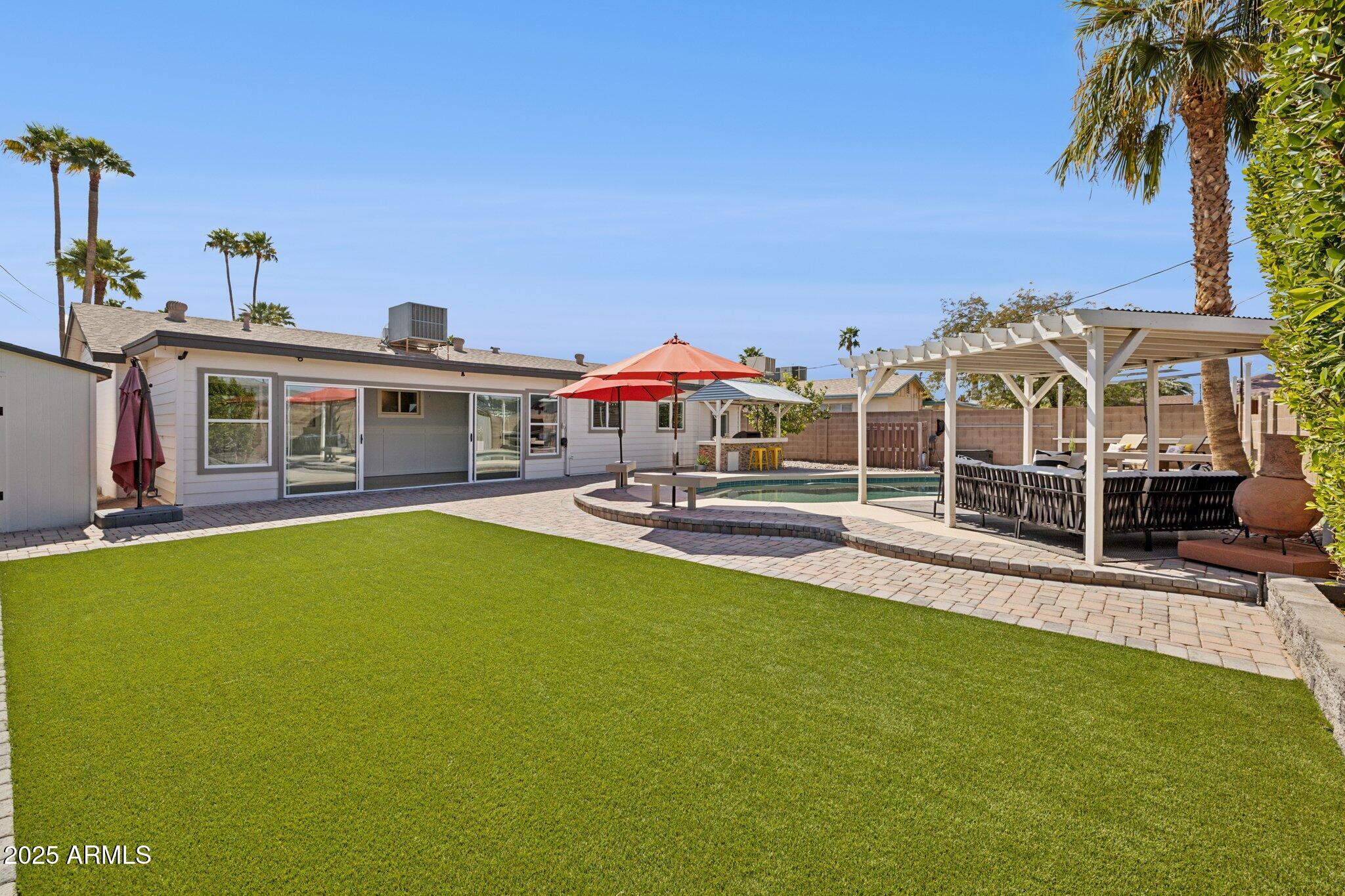 6926 E CULVER Street