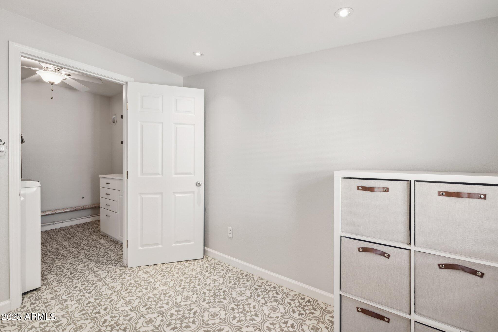 6926 E CULVER Street