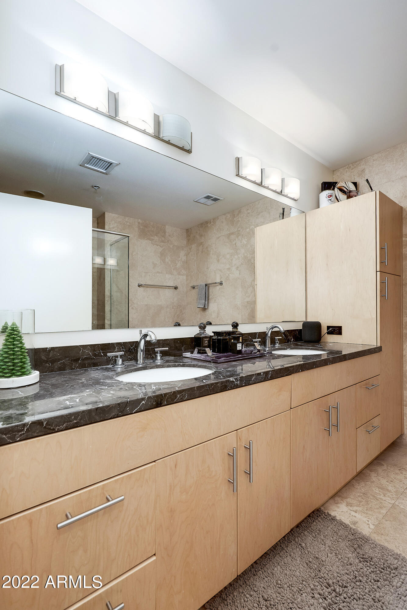 7117 E RANCHO VISTA Drive, 2007