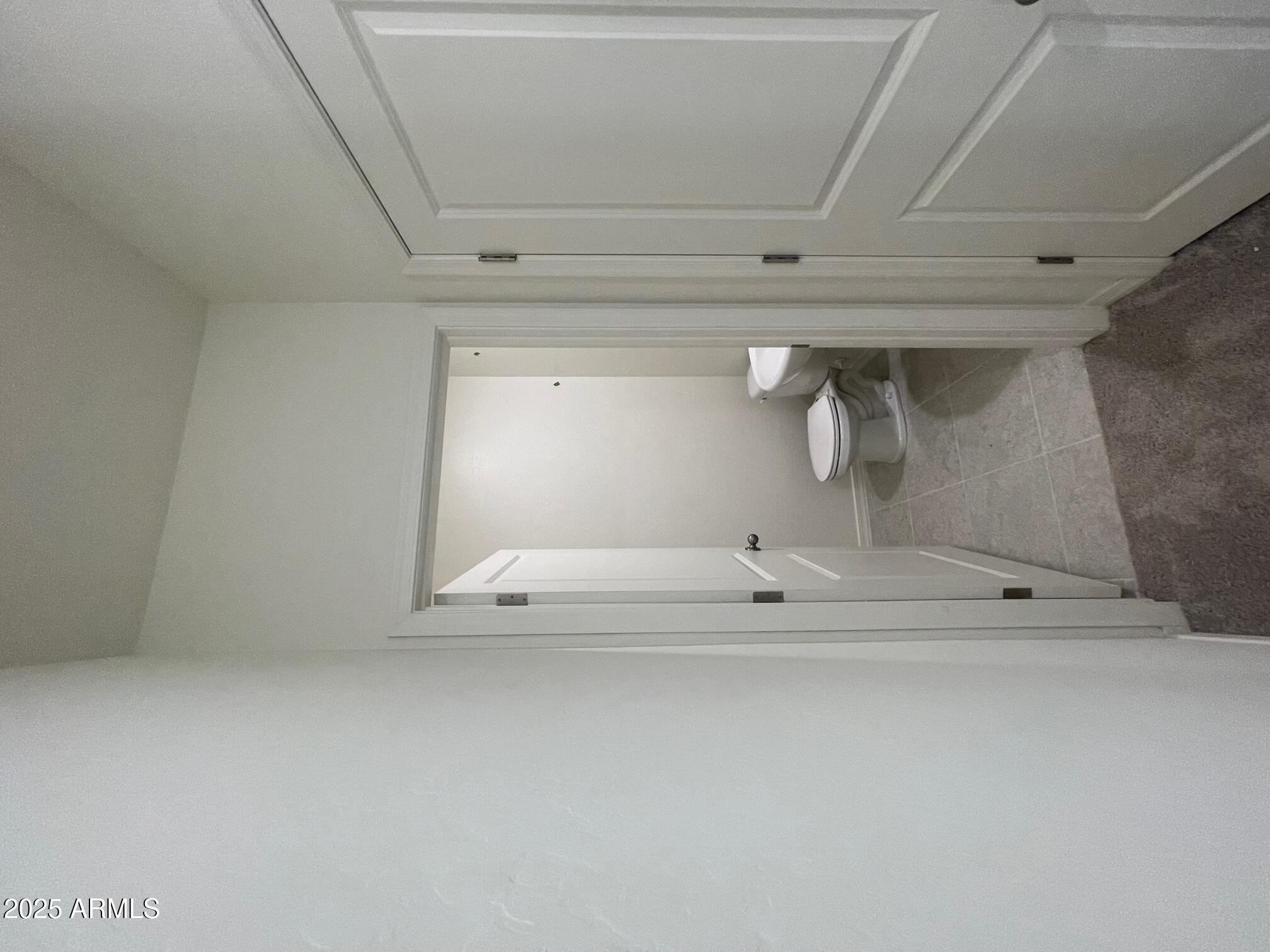 2039 E NIGHT RIDER Road